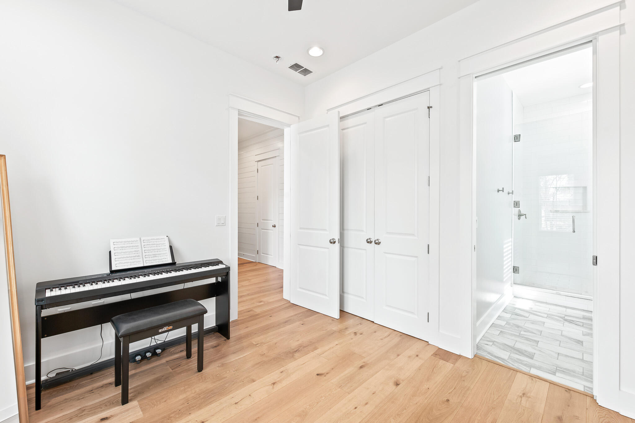 SEACROFT HEIGHTS - Residential