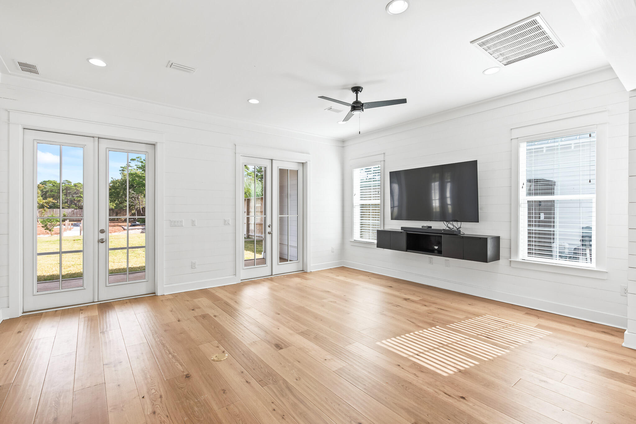 SEACROFT HEIGHTS - Residential