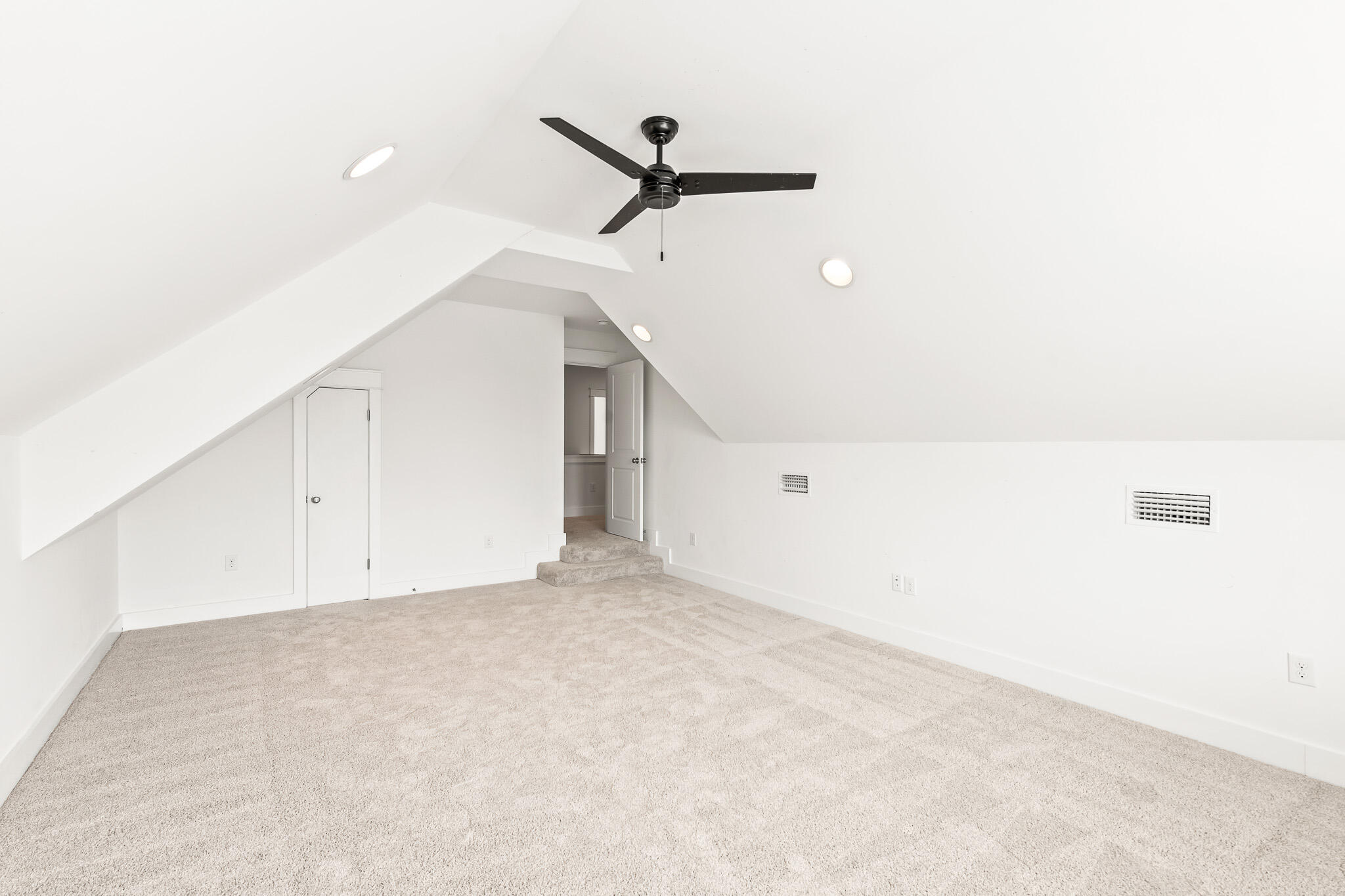 SEACROFT HEIGHTS - Residential