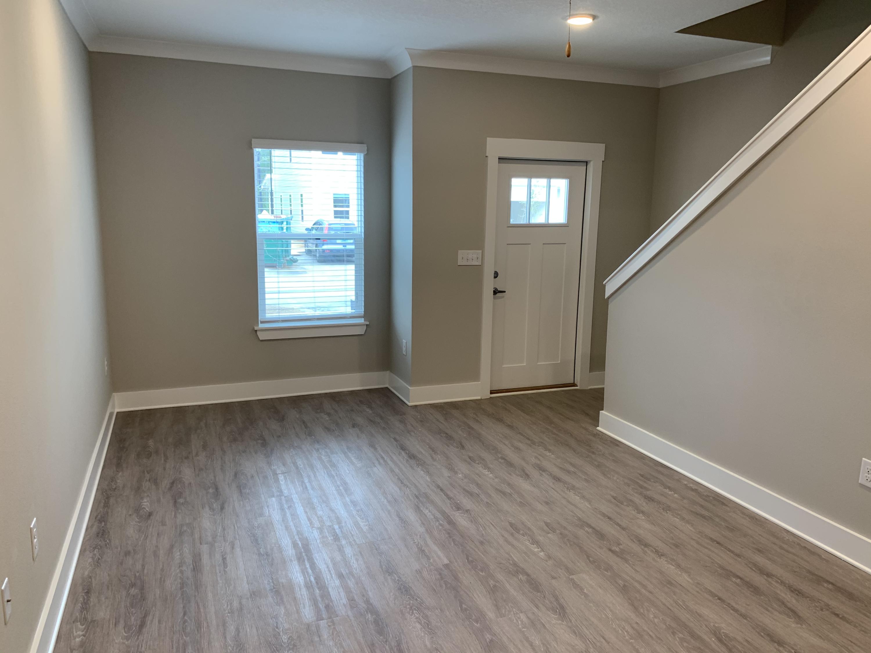 VERANDAS AT FREEPORT - Residential Lease