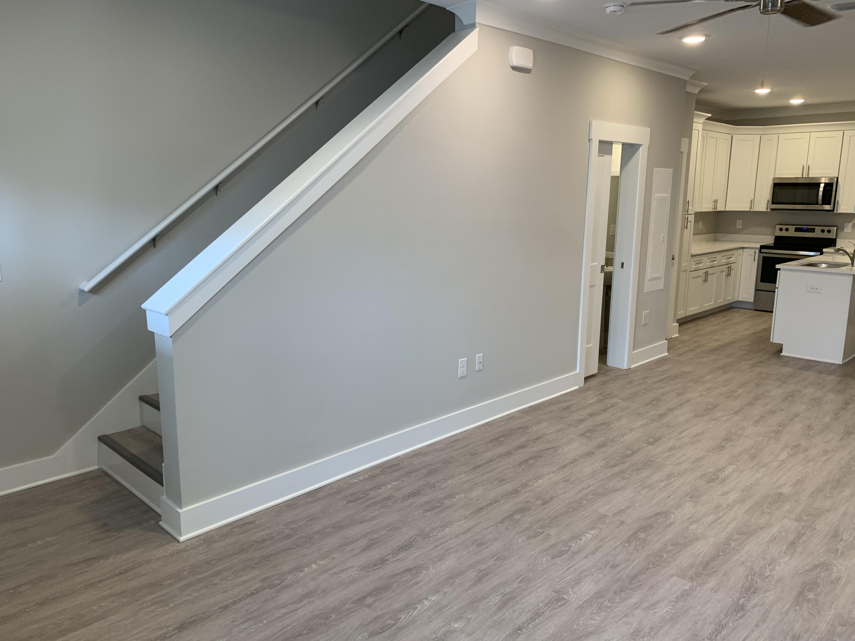 VERANDAS AT FREEPORT - Residential Lease