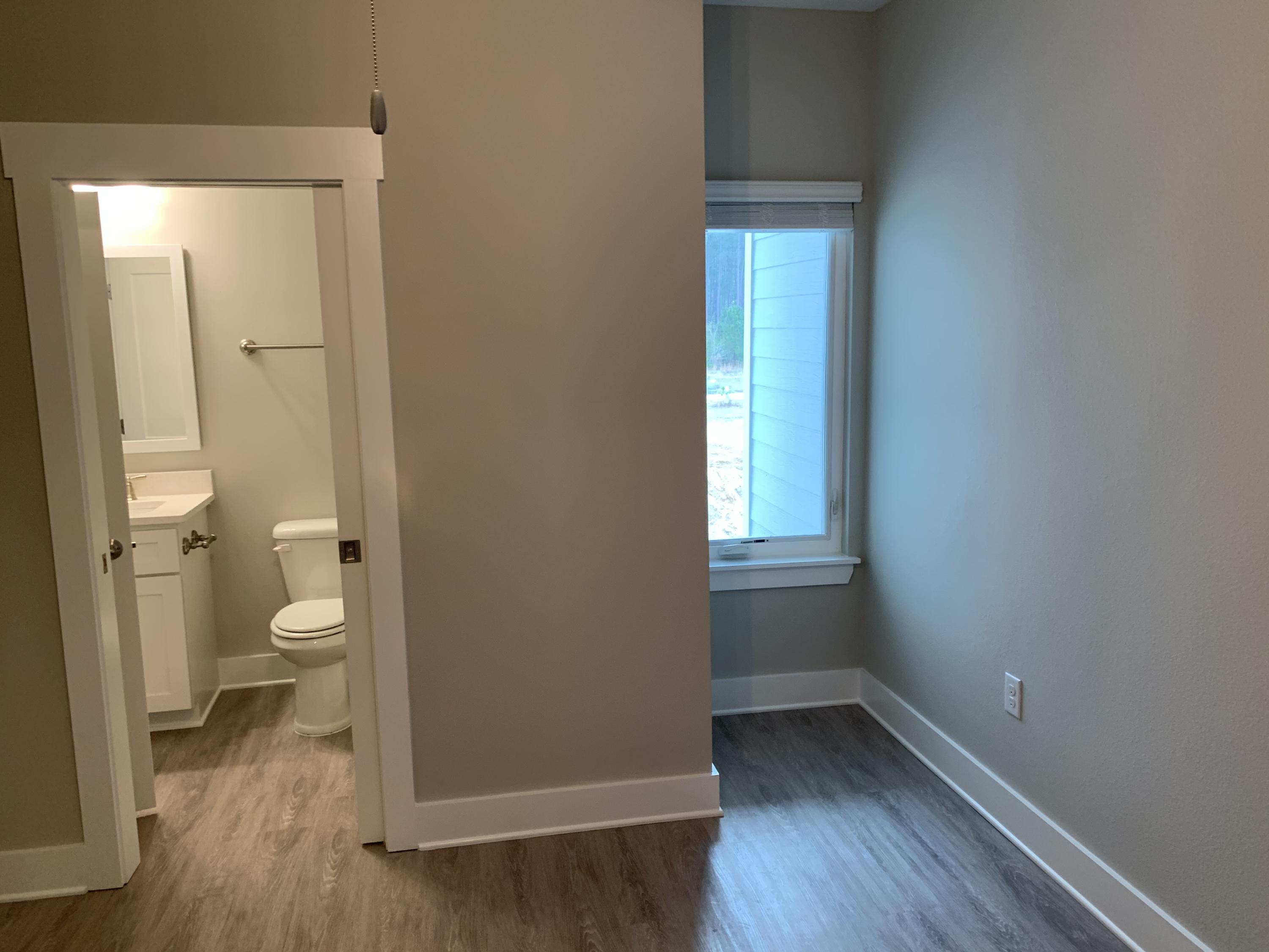 VERANDAS AT FREEPORT - Residential Lease