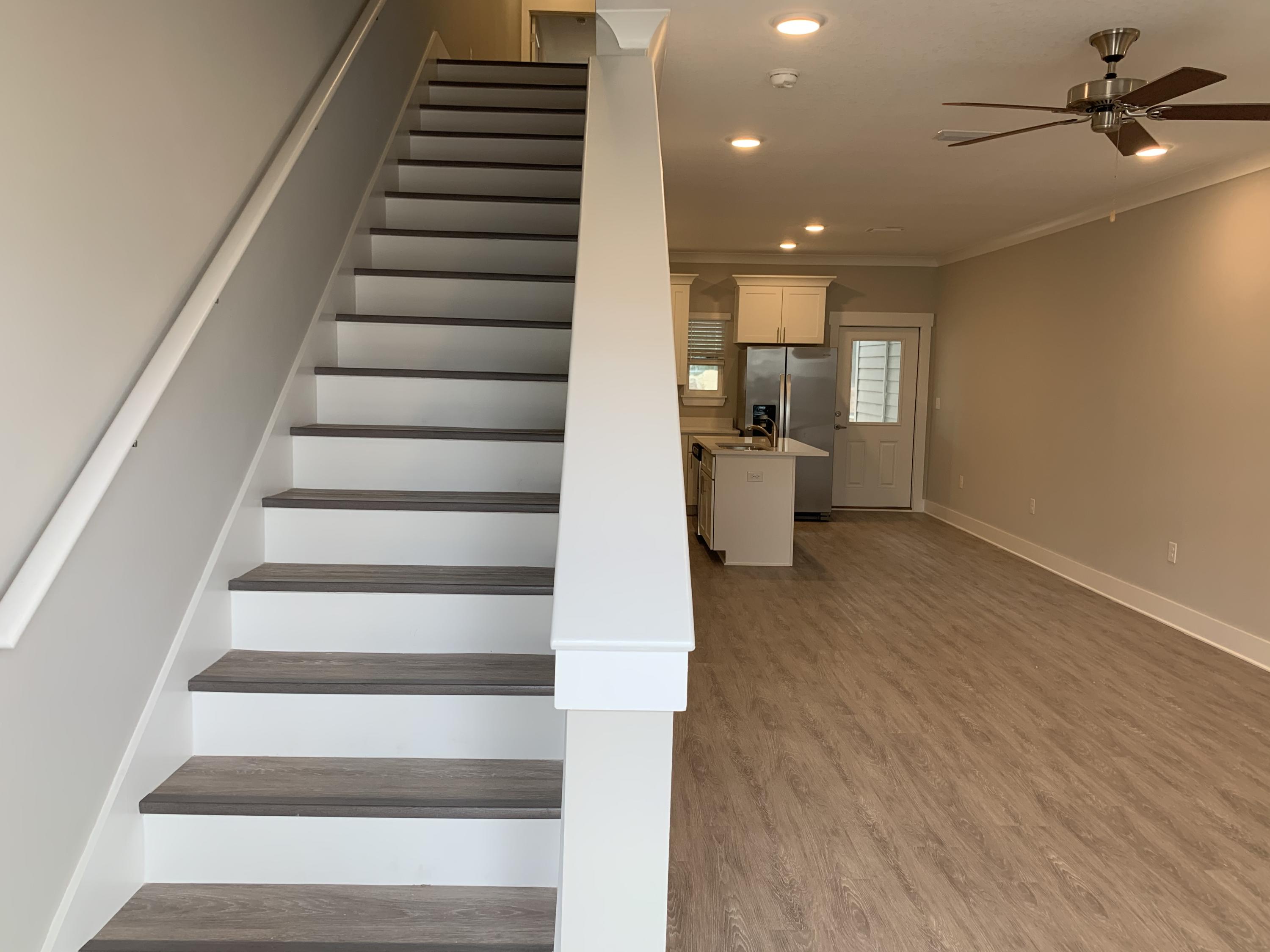 VERANDAS AT FREEPORT - Residential Lease
