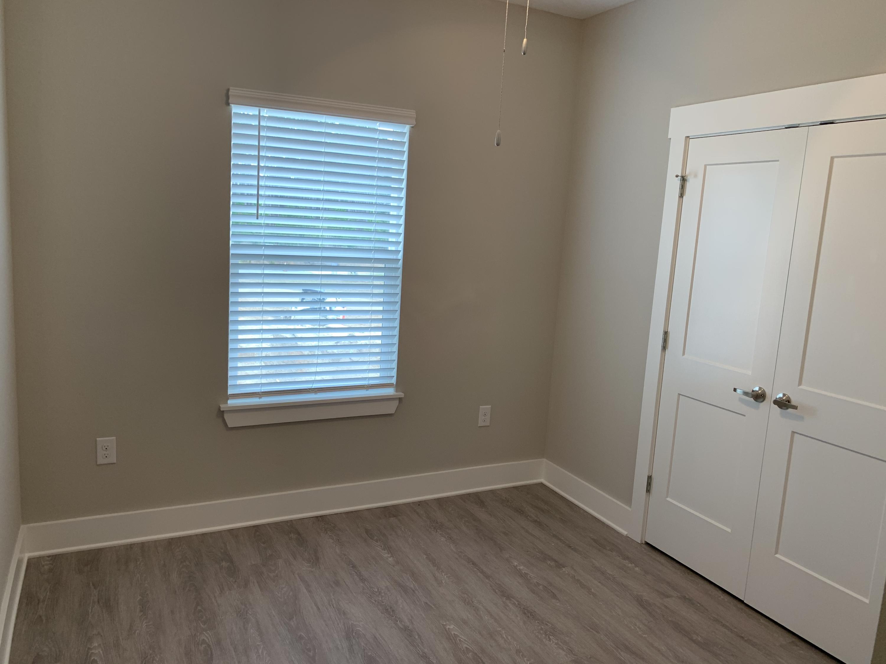 VERANDAS AT FREEPORT - Residential Lease