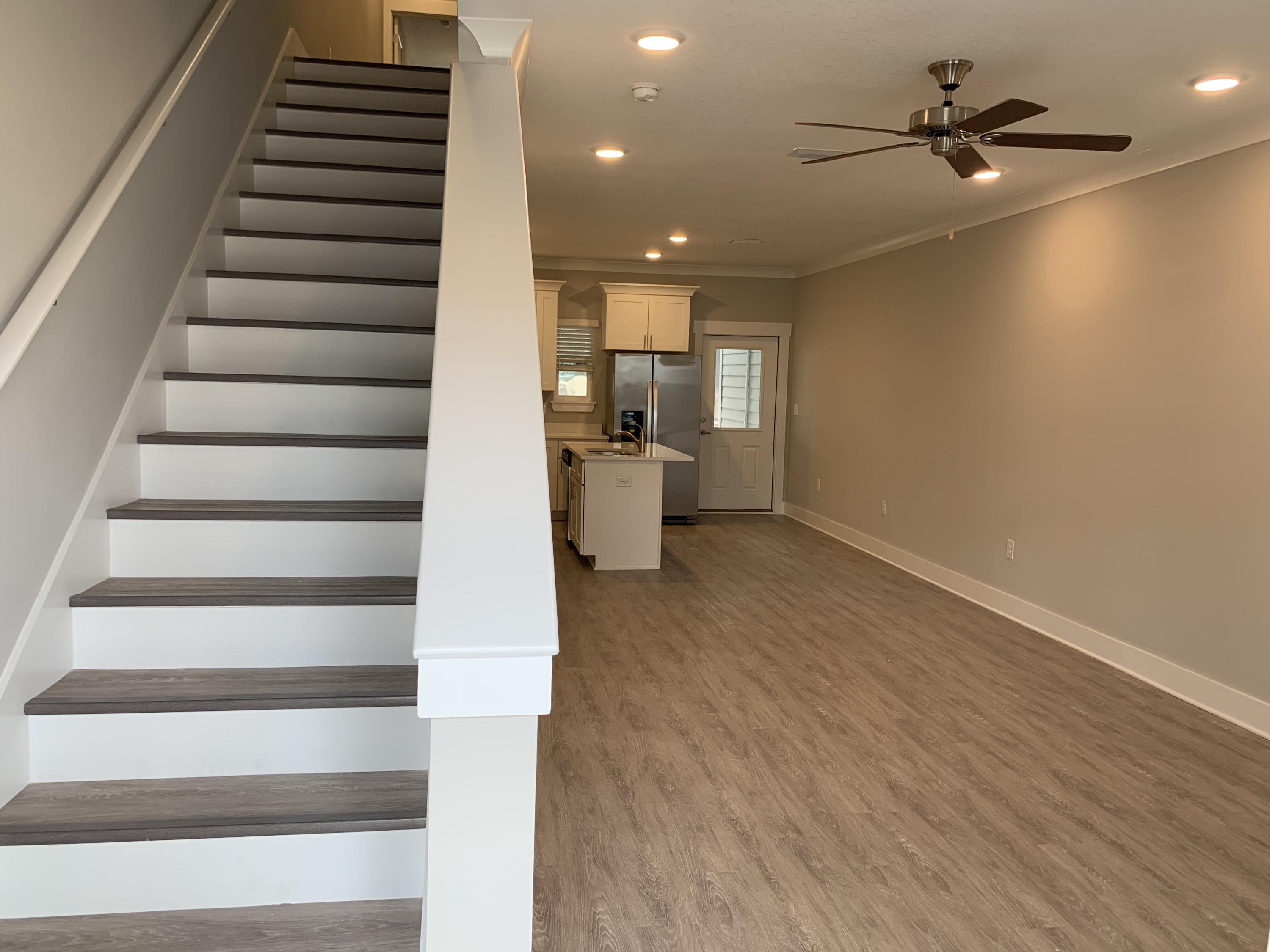 VERANDAS AT FREEPORT - Residential Lease