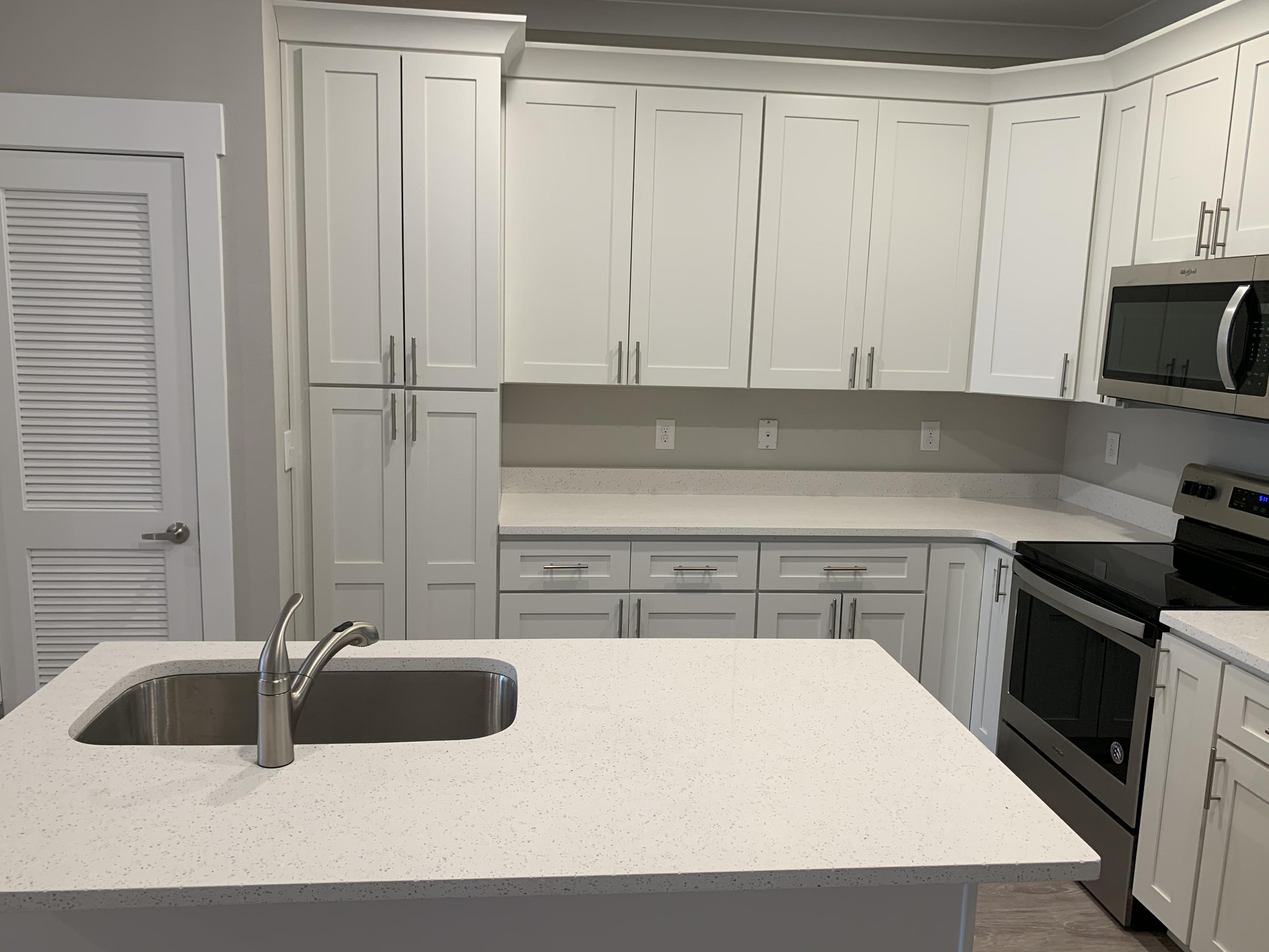 VERANDAS AT FREEPORT - Residential Lease
