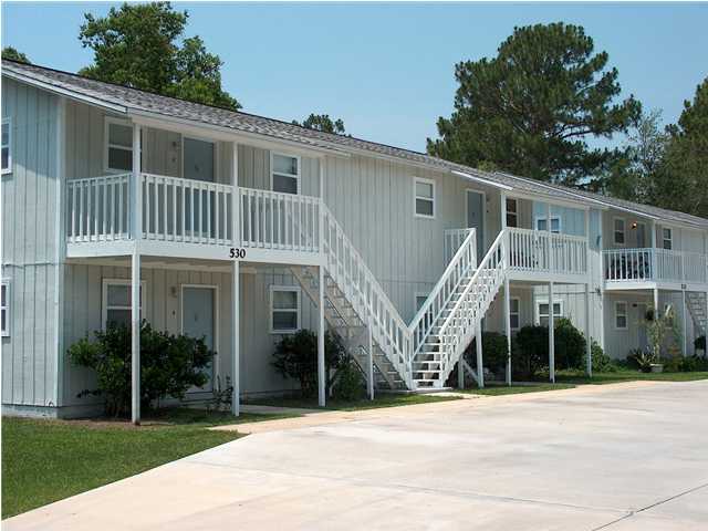 PINE MEADOWS 1ST ADDN - Residential Lease