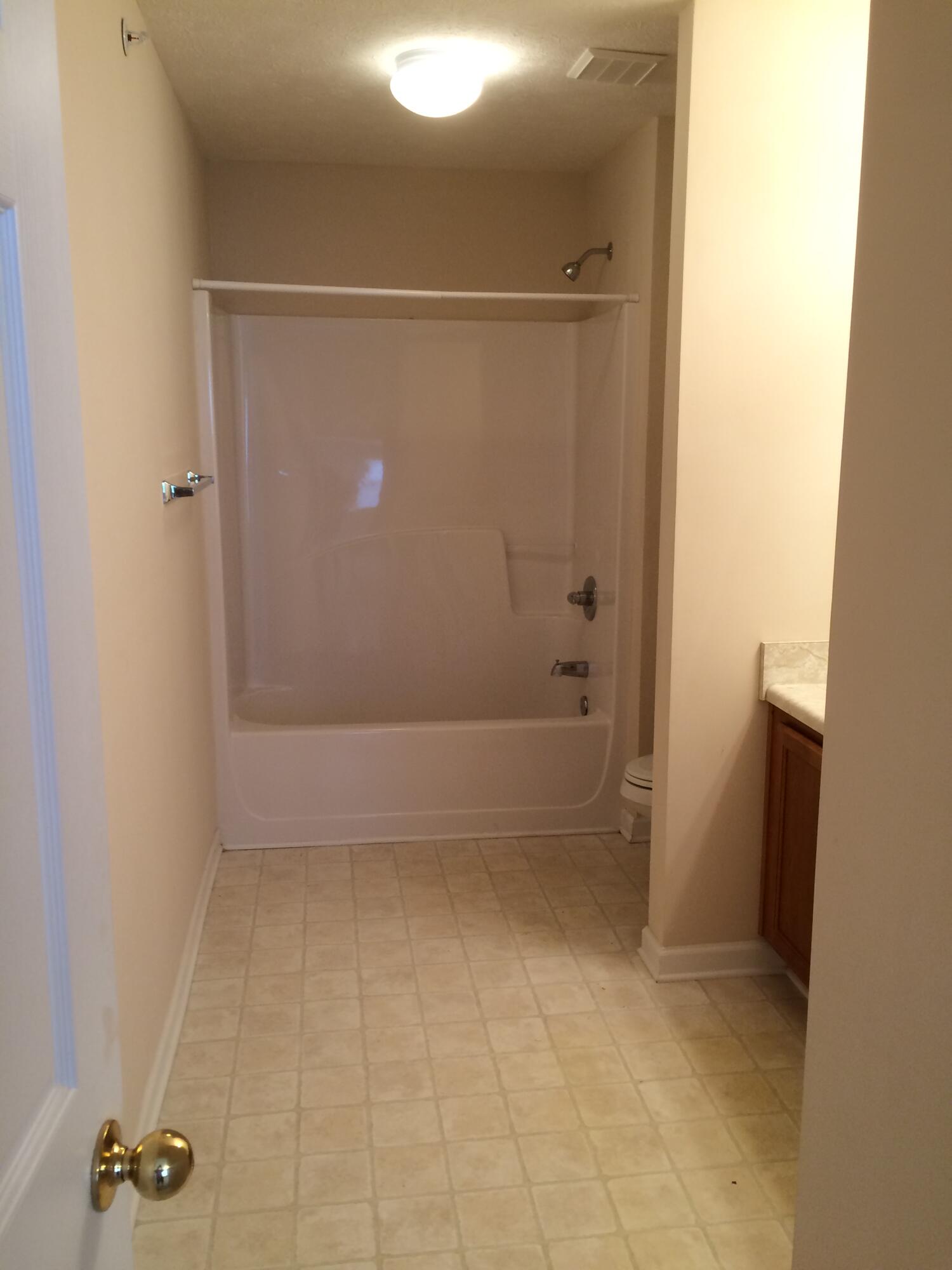 Rolling Pines Townhomes - Residential Lease