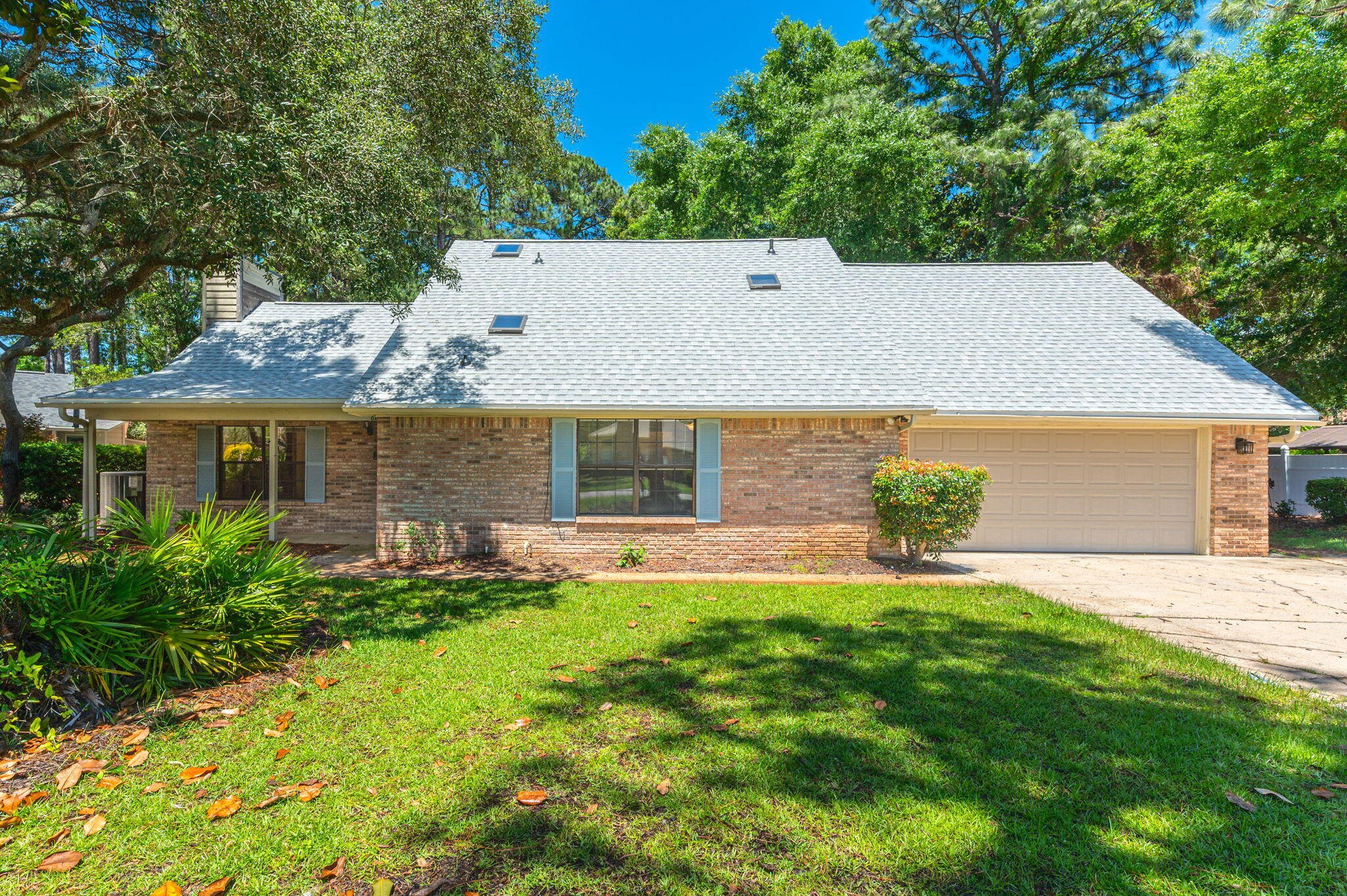 Attention Investors and DIY enthusiasts!  New Roof (2025), New Water Heater (2025), New HVAC (2024)...4 Bedroom/2.5 bath with 2,060 sq ft of living space on 0.34 acres...All in Bluewater Bay!!!  This property has ALOT of potential and could easily be updated into a premier property (to match the premier neighborhood).  Current floor plan is desirable with high ceilings in the living area and a first-floor primary suite.  Interior of the home is showing its age and in need of updates but could easily be lived in while renovations take place (see pictures).  Located close to top-rated schools, parks, and shopping, this Bluewater Bay property offers a rare combination of location, space, and opportunity. Bring your creativity and make it shine!