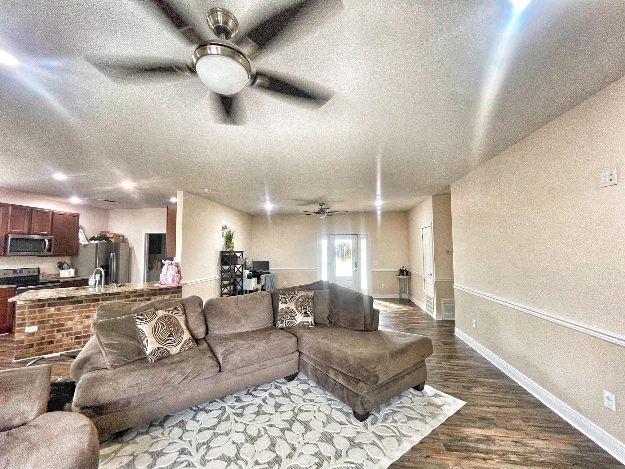 HIDDEN LAKES ESTATES - Residential