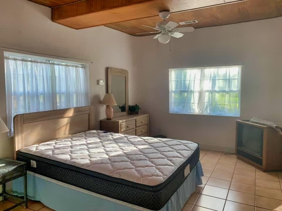 METES & BOUNDS - Residential Lease