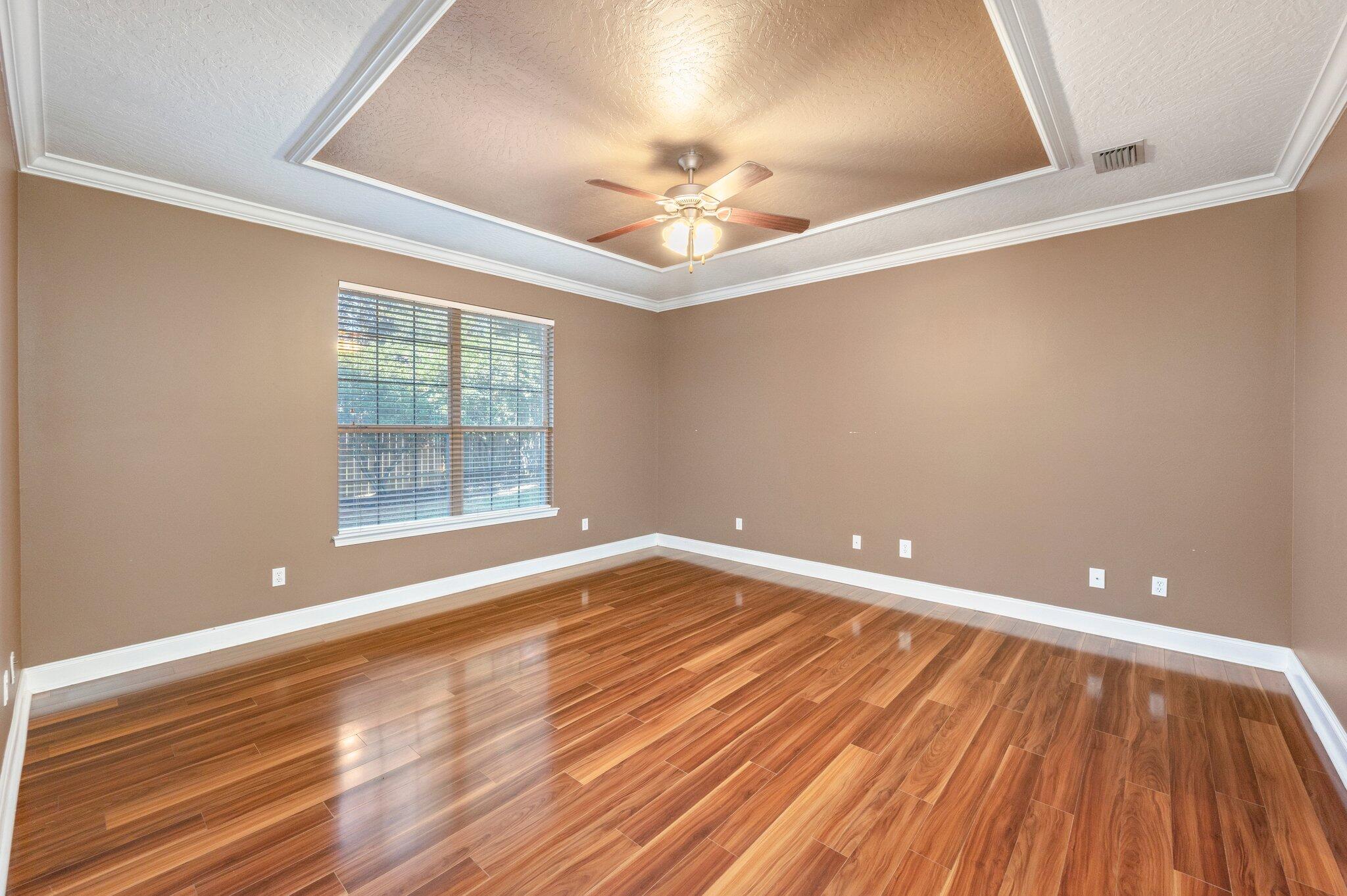 TRAILWOOD ESTATES - Residential Lease