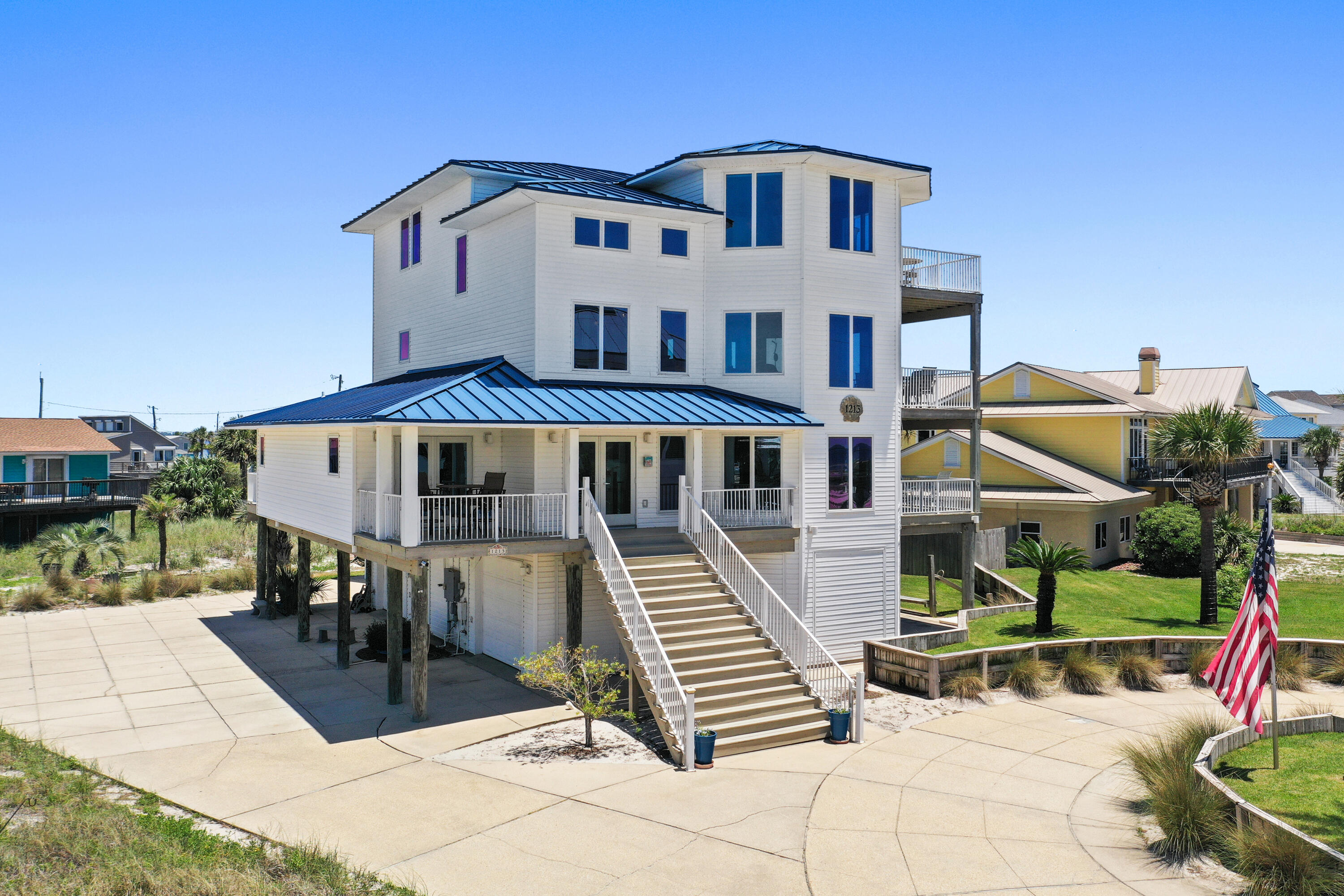 VILLA SEGUNDA - Residential