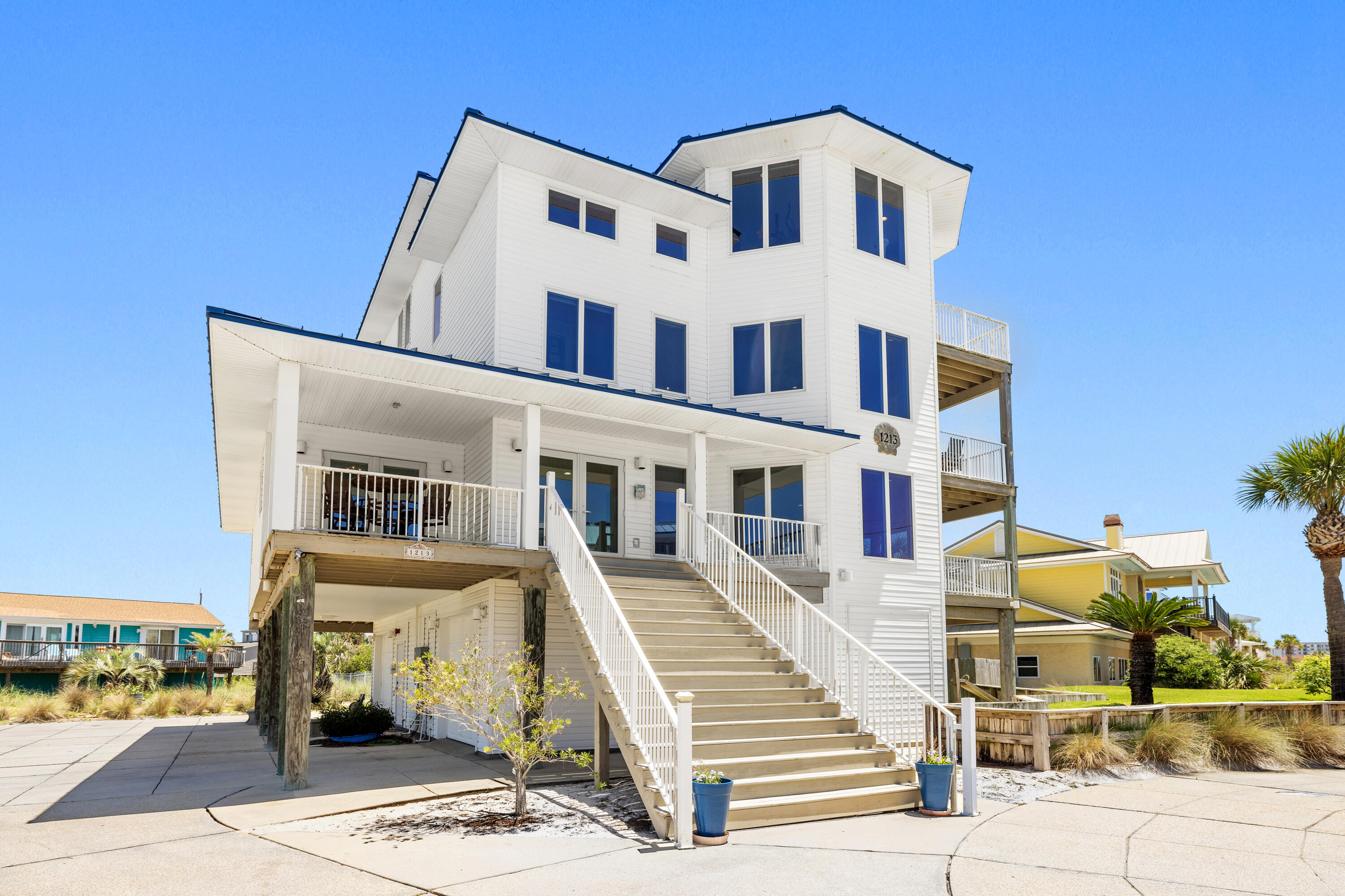 VILLA SEGUNDA - Residential