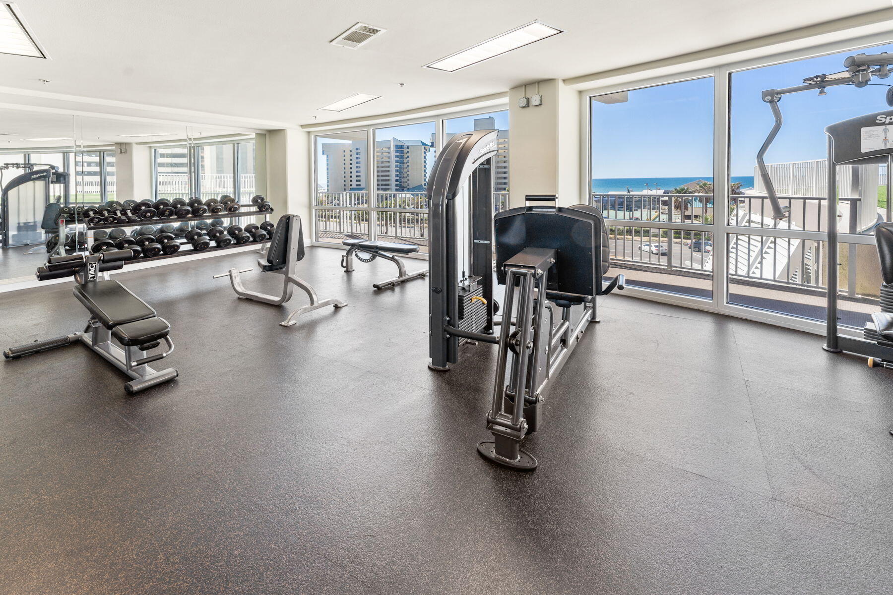 Laketown Wharf - Residential