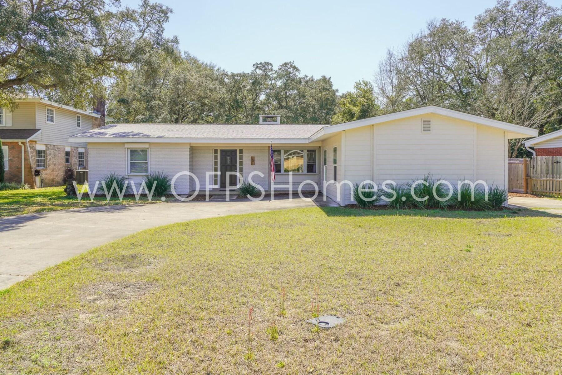 LAKE LORRAINE ESTATES - Residential Lease