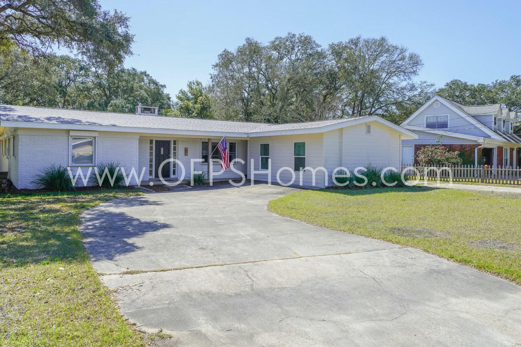 LAKE LORRAINE ESTATES - Residential Lease