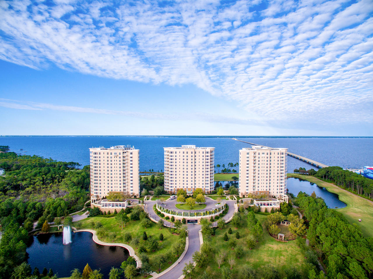 ONE WATER PLACE AT KELLY PLANTATION - Residential