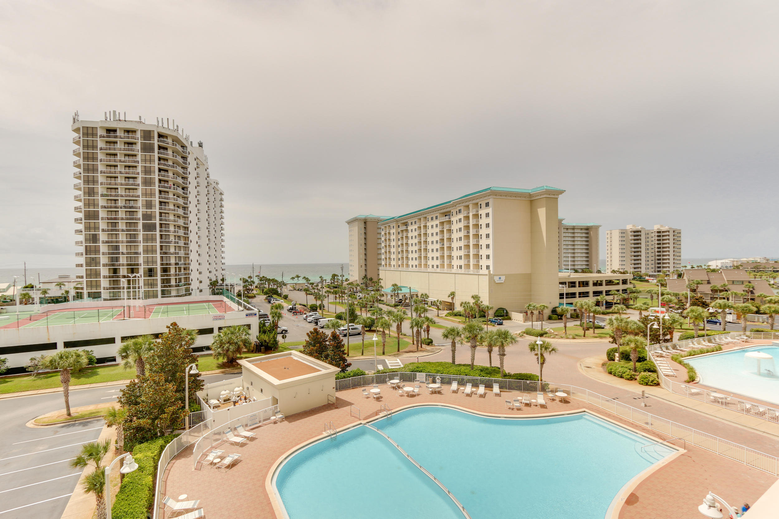 ARIEL DUNES - Residential