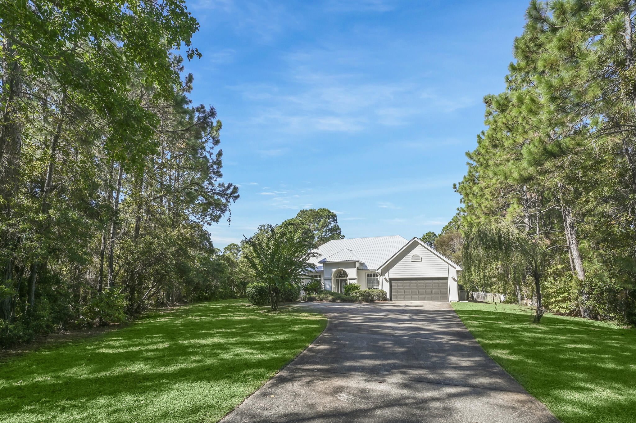 WOODLAND BAYOU ESTATES - Residential