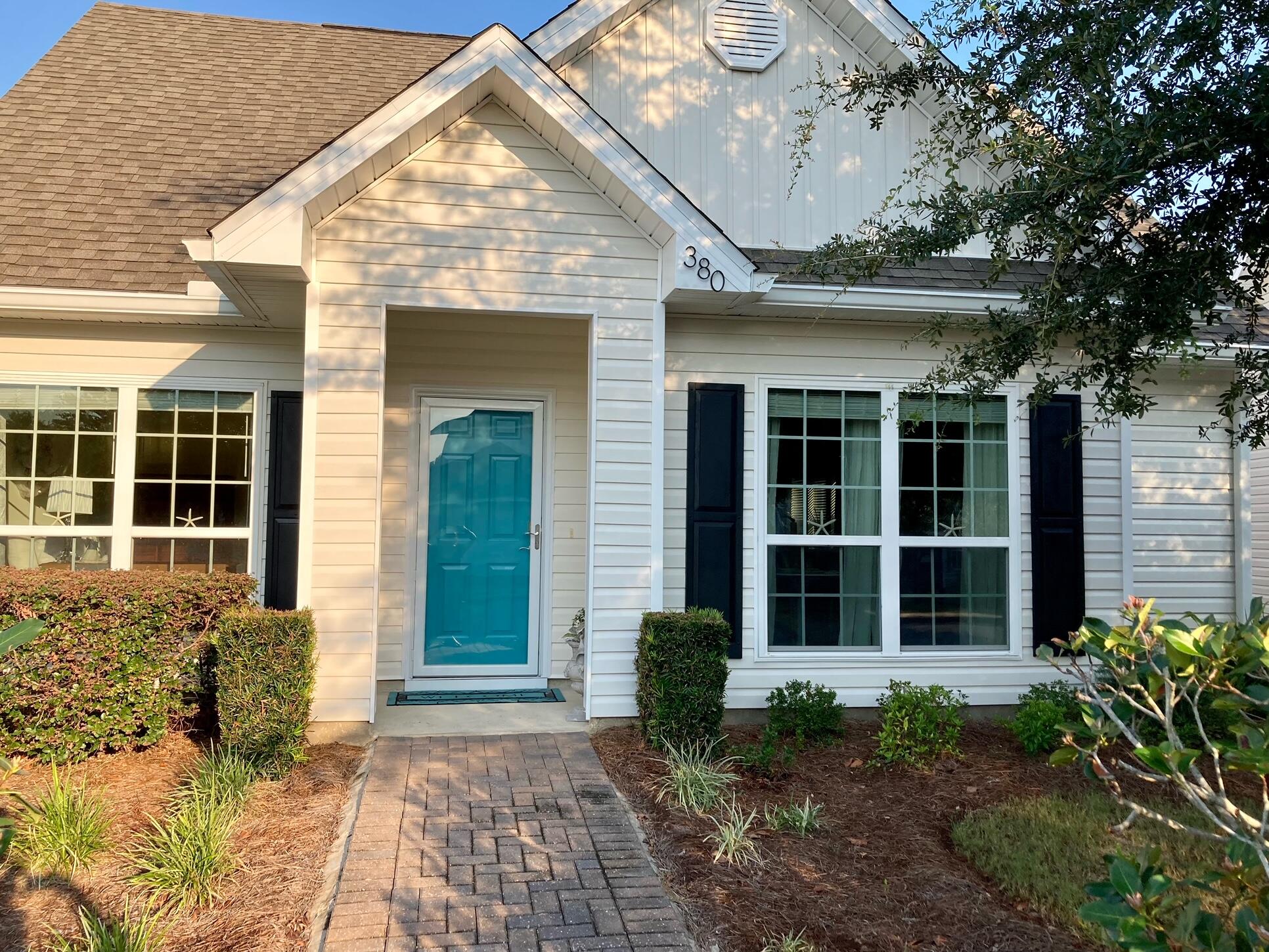 HAMMOCK BAY - Residential