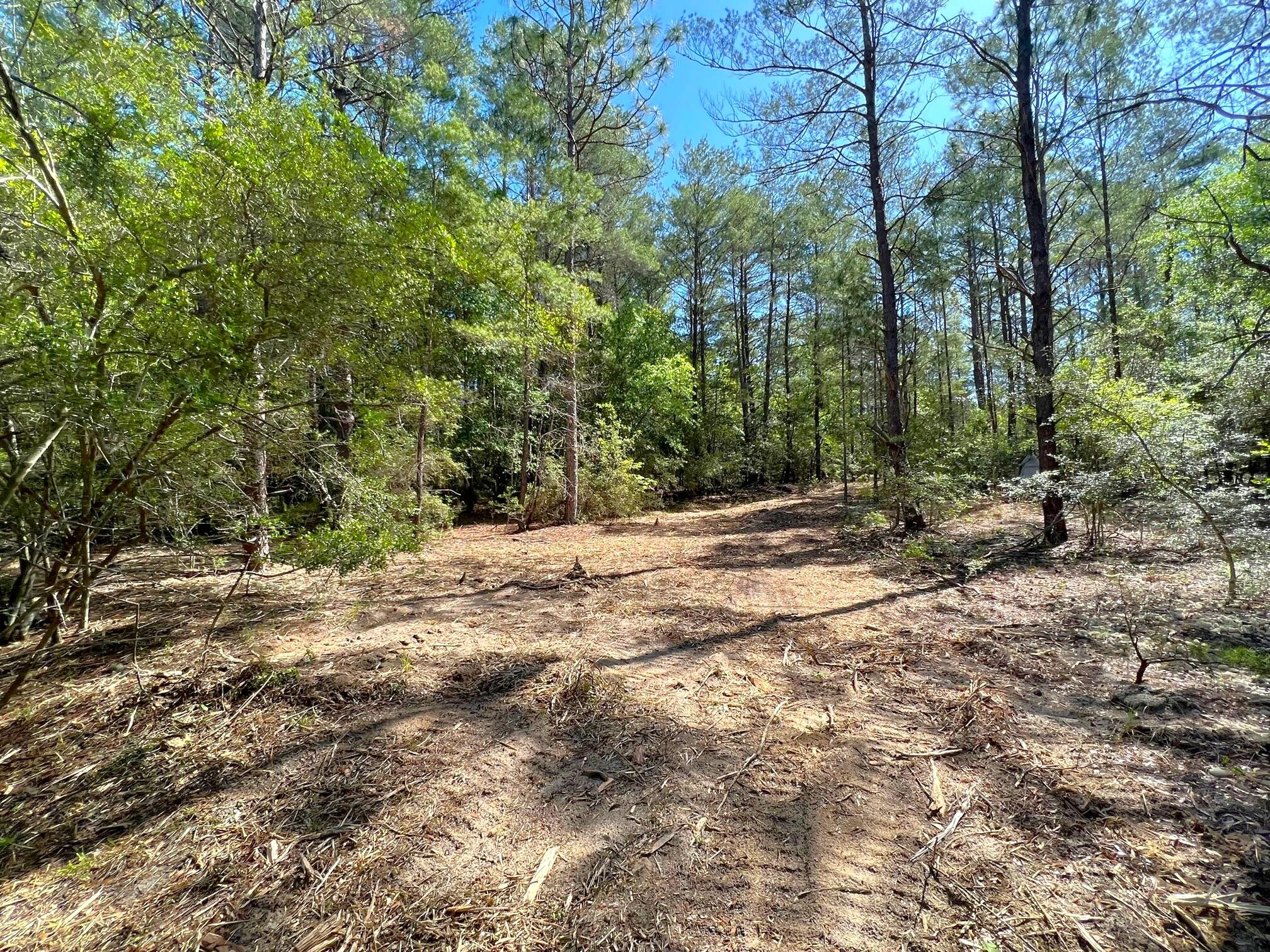 SEVEN OAKS UNREC - Land