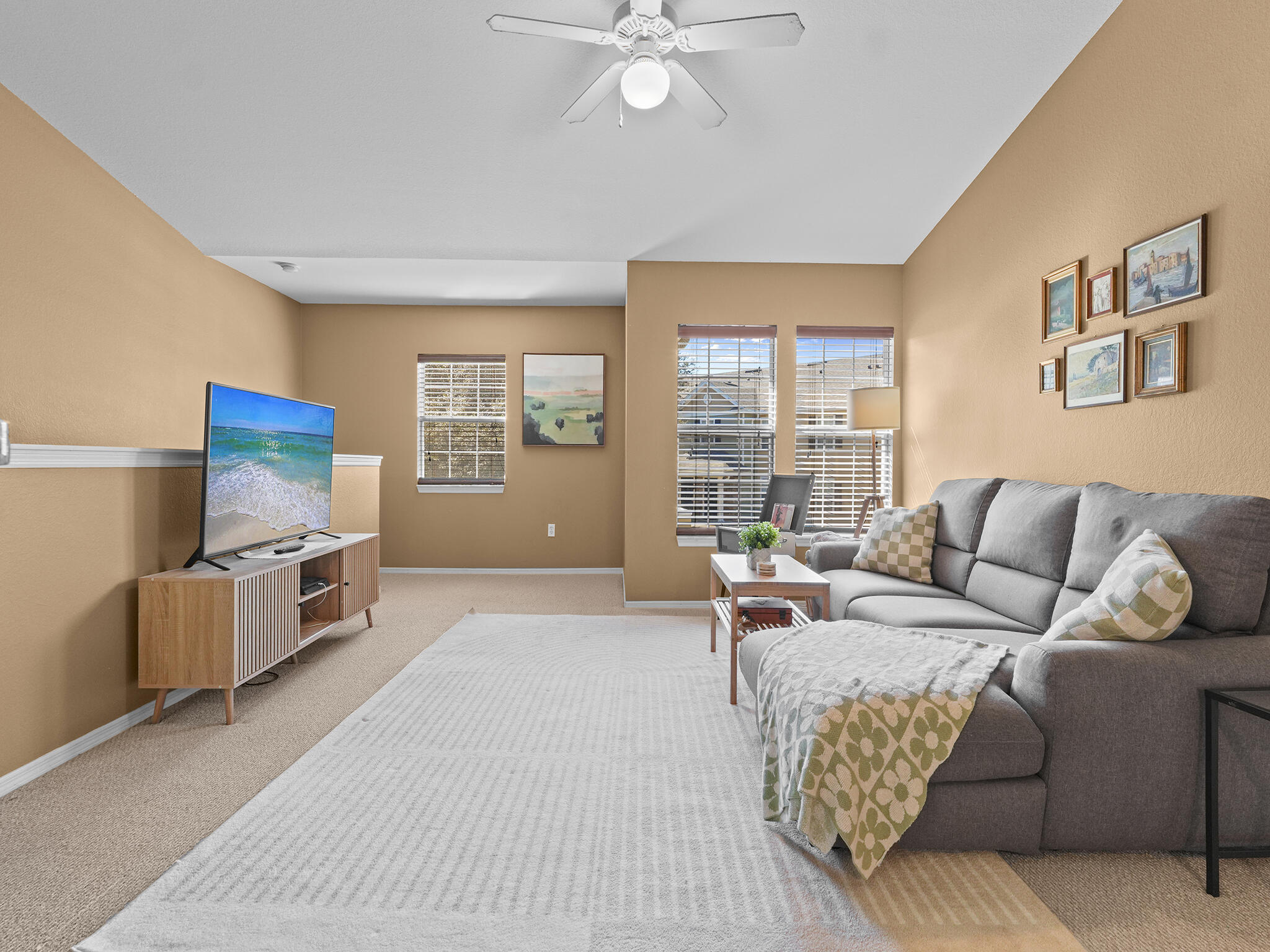 NAUTILUS CONDO - Residential