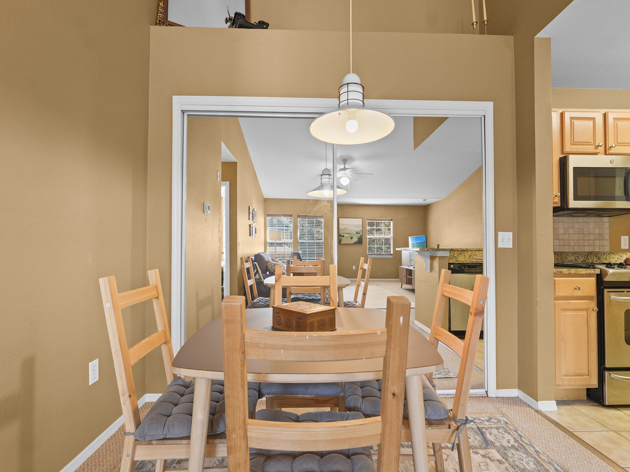 NAUTILUS CONDO - Residential