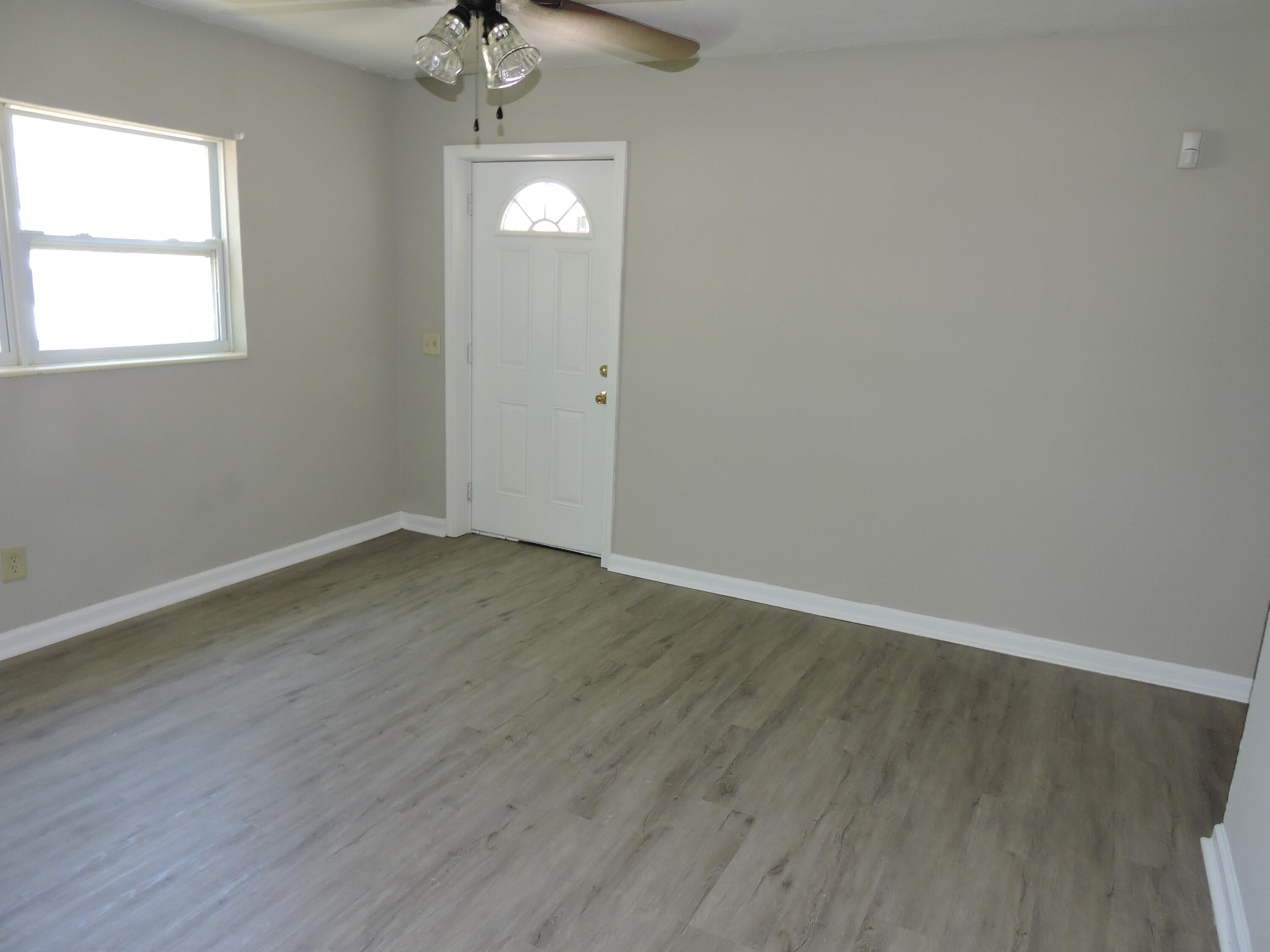 CRESTVIEW - Residential Lease