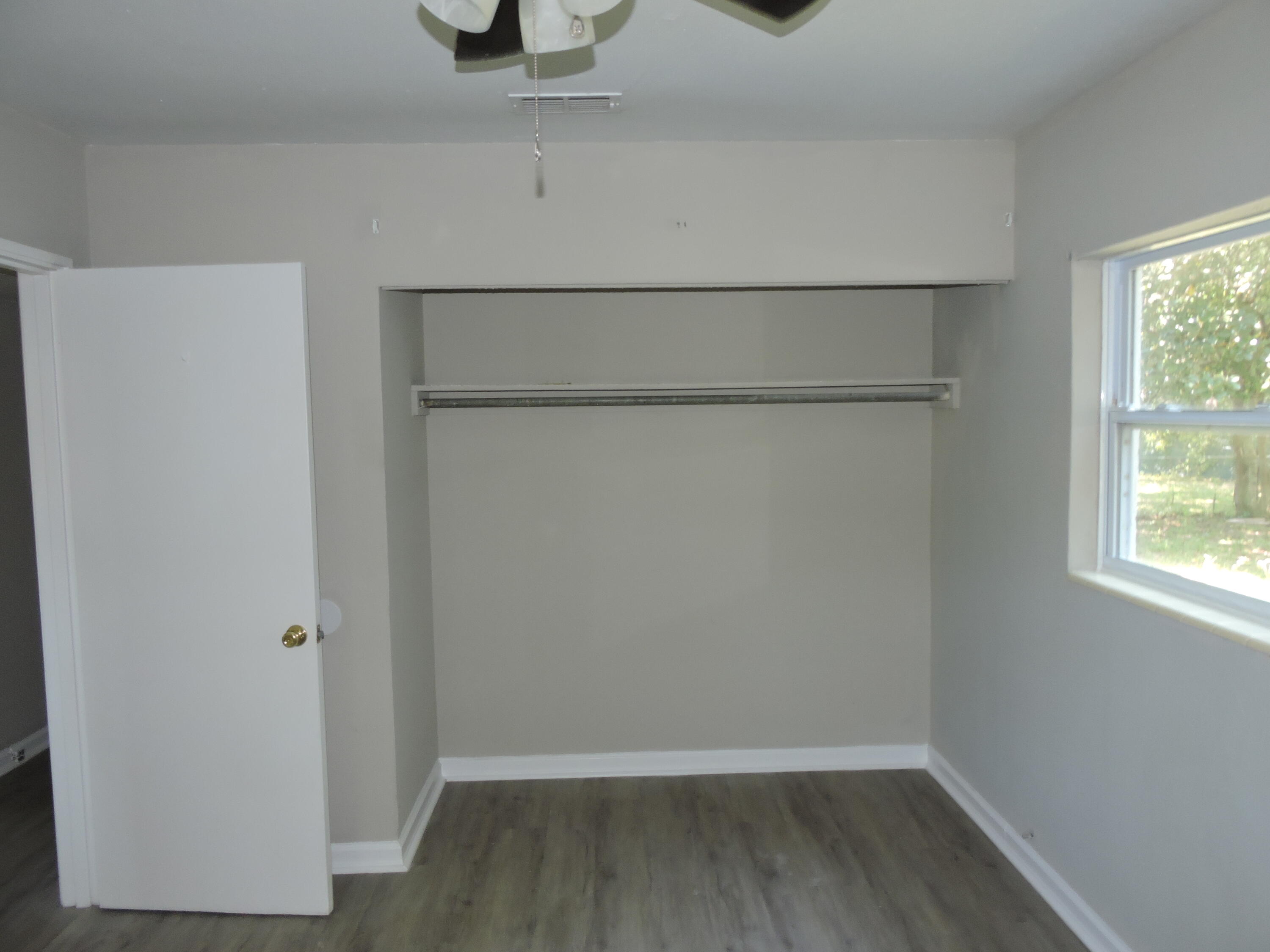 CRESTVIEW - Residential Lease