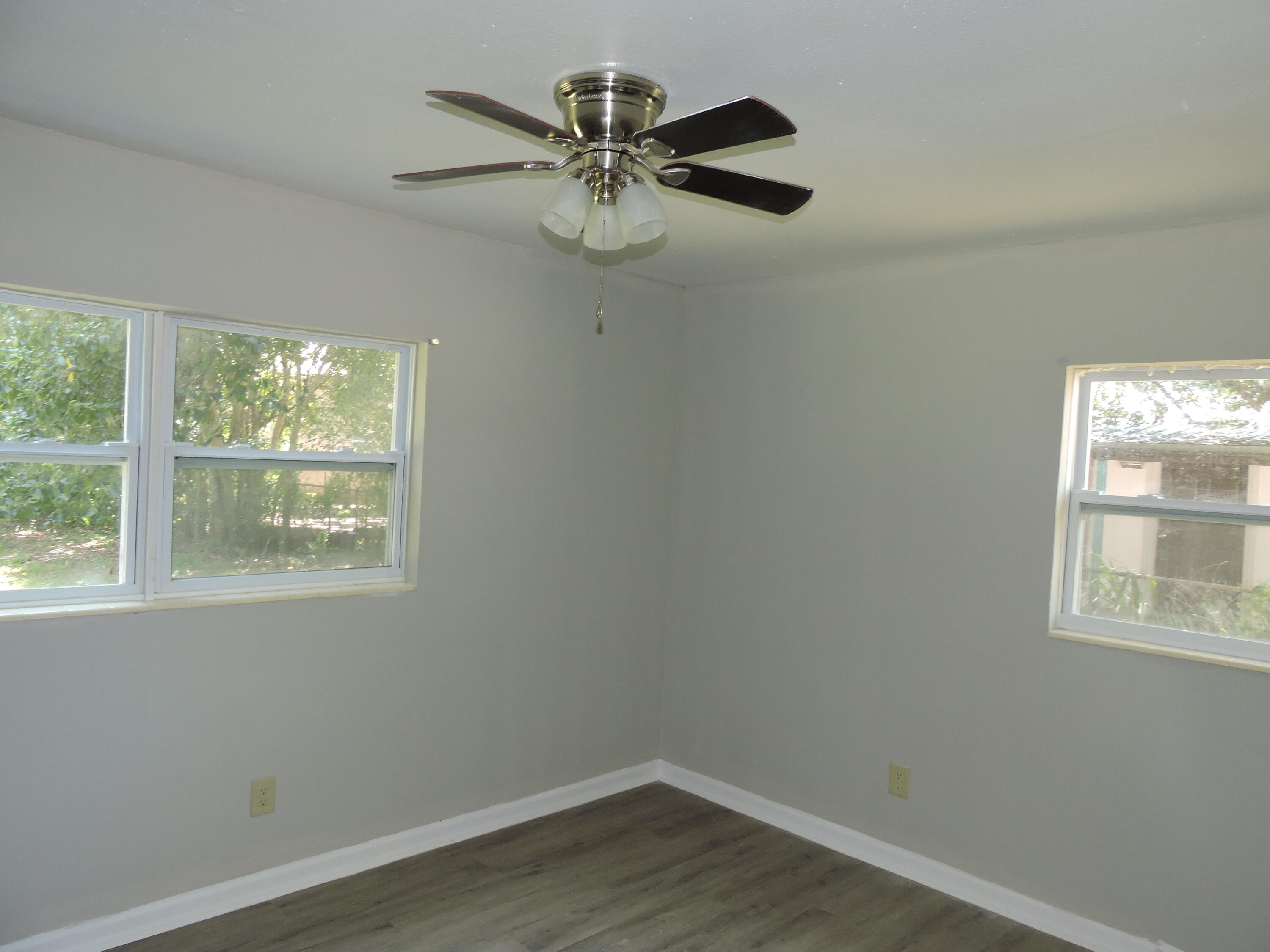 CRESTVIEW - Residential Lease