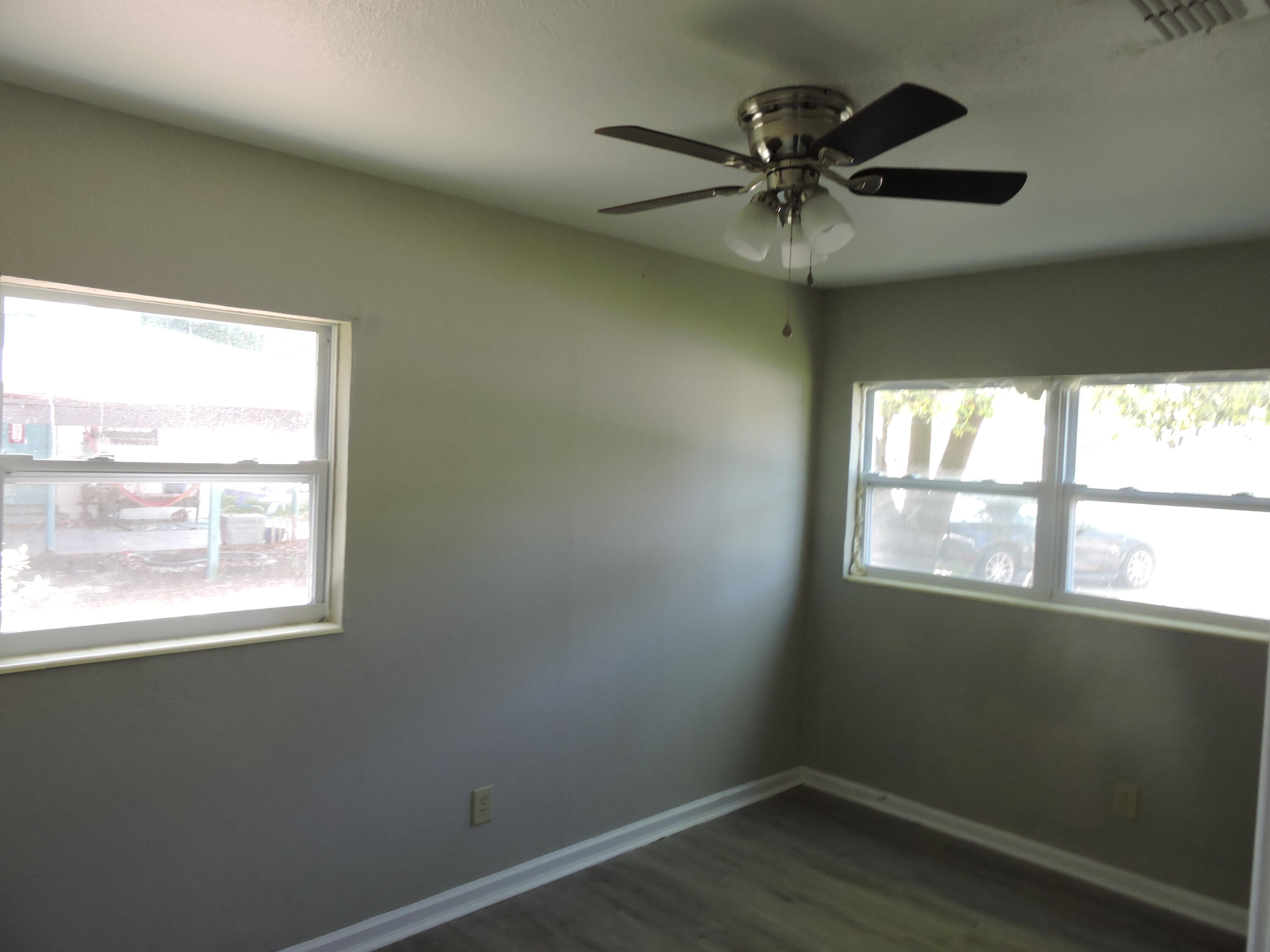 CRESTVIEW - Residential Lease
