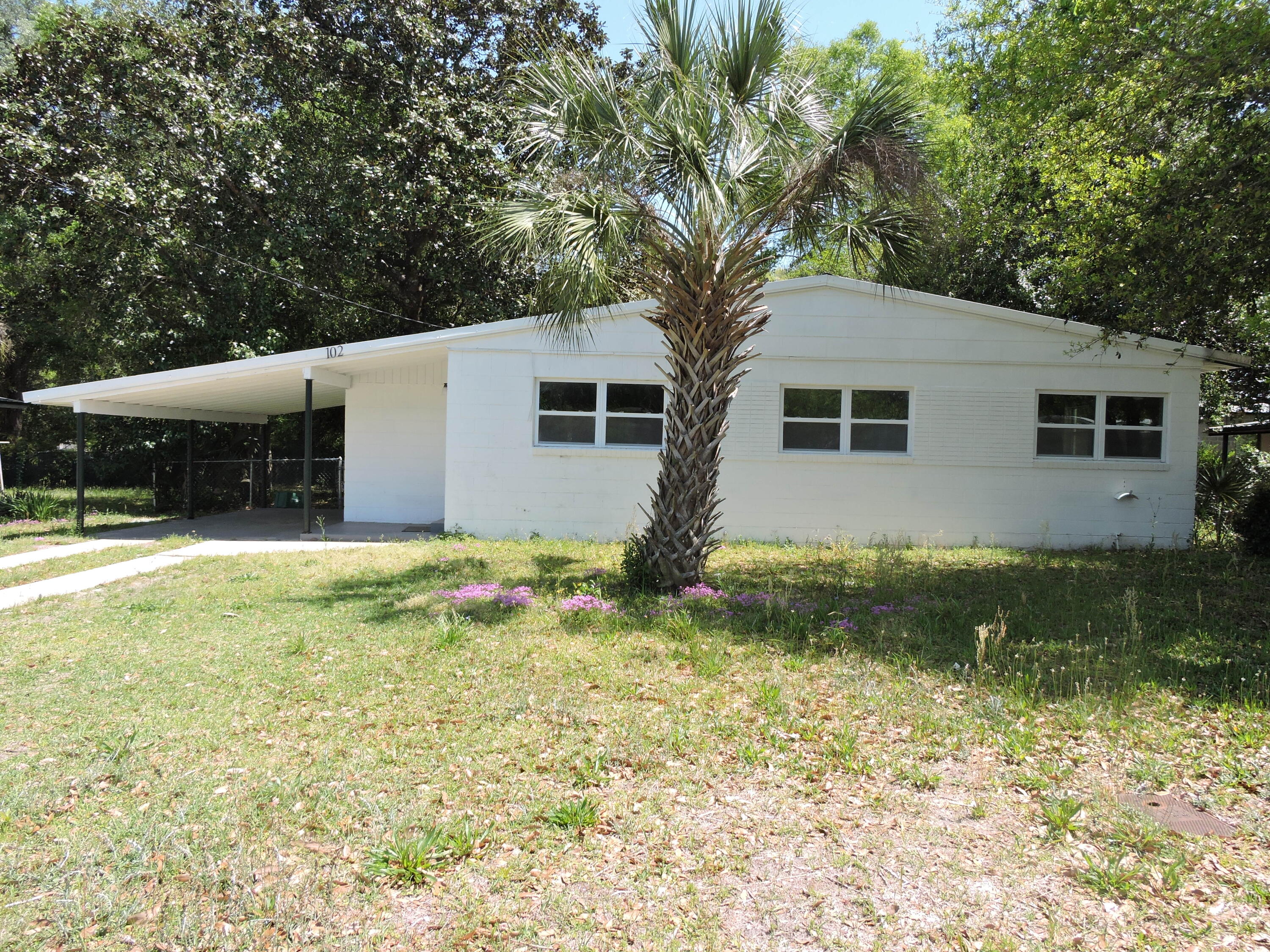 CRESTVIEW - Residential Lease