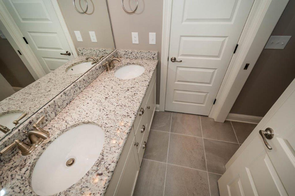 MILL CREEK FARMS - Residential
