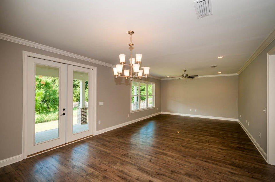 MILL CREEK FARMS - Residential
