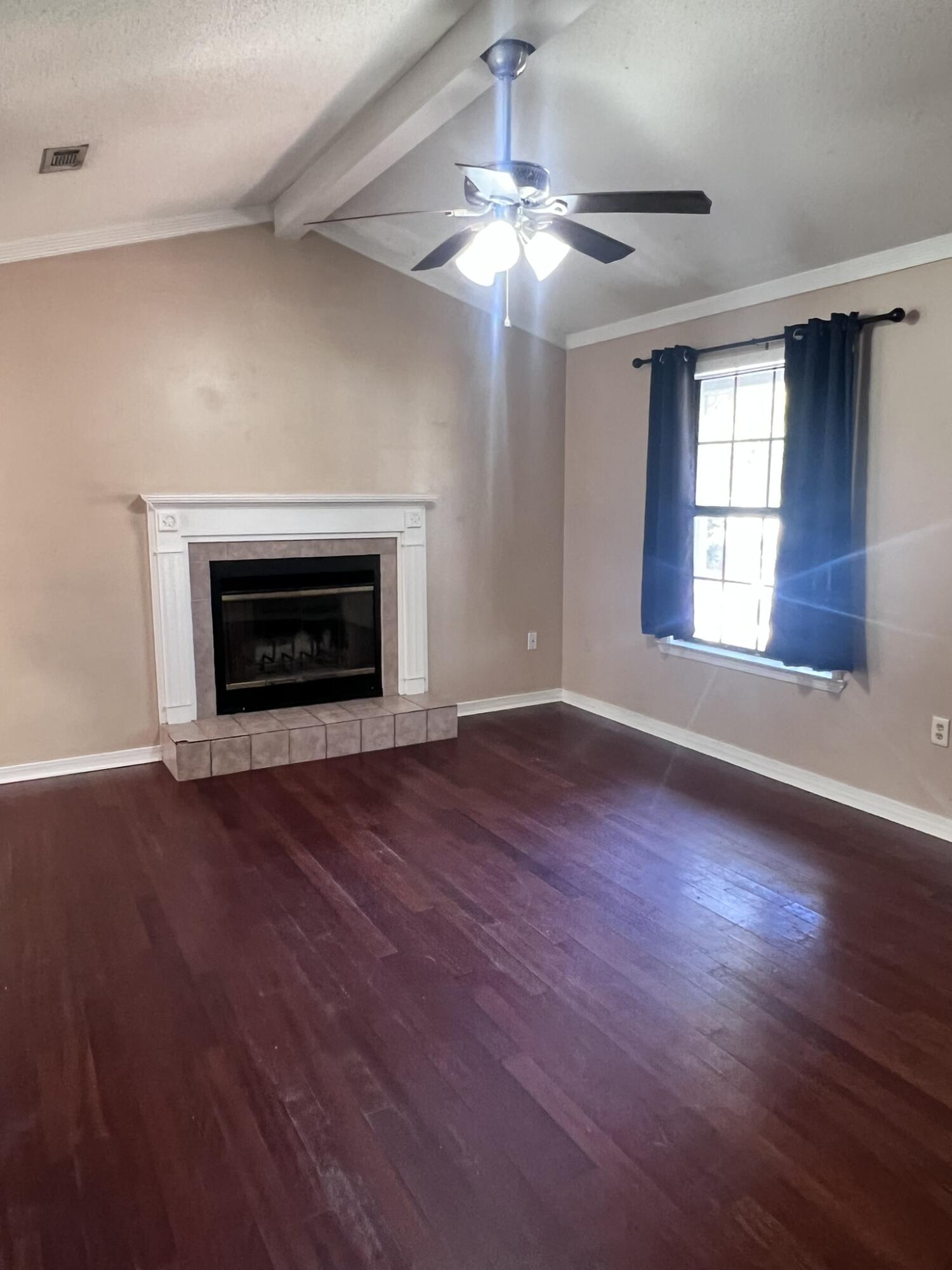 SHOAL CREEK S/D - Residential Lease
