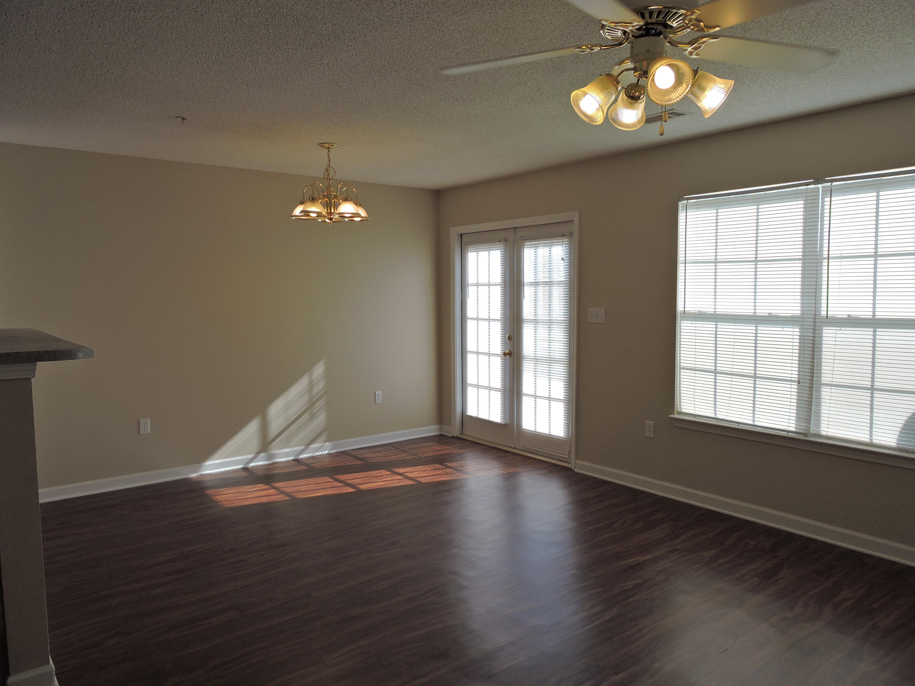 ROLLING PINES - Residential Lease