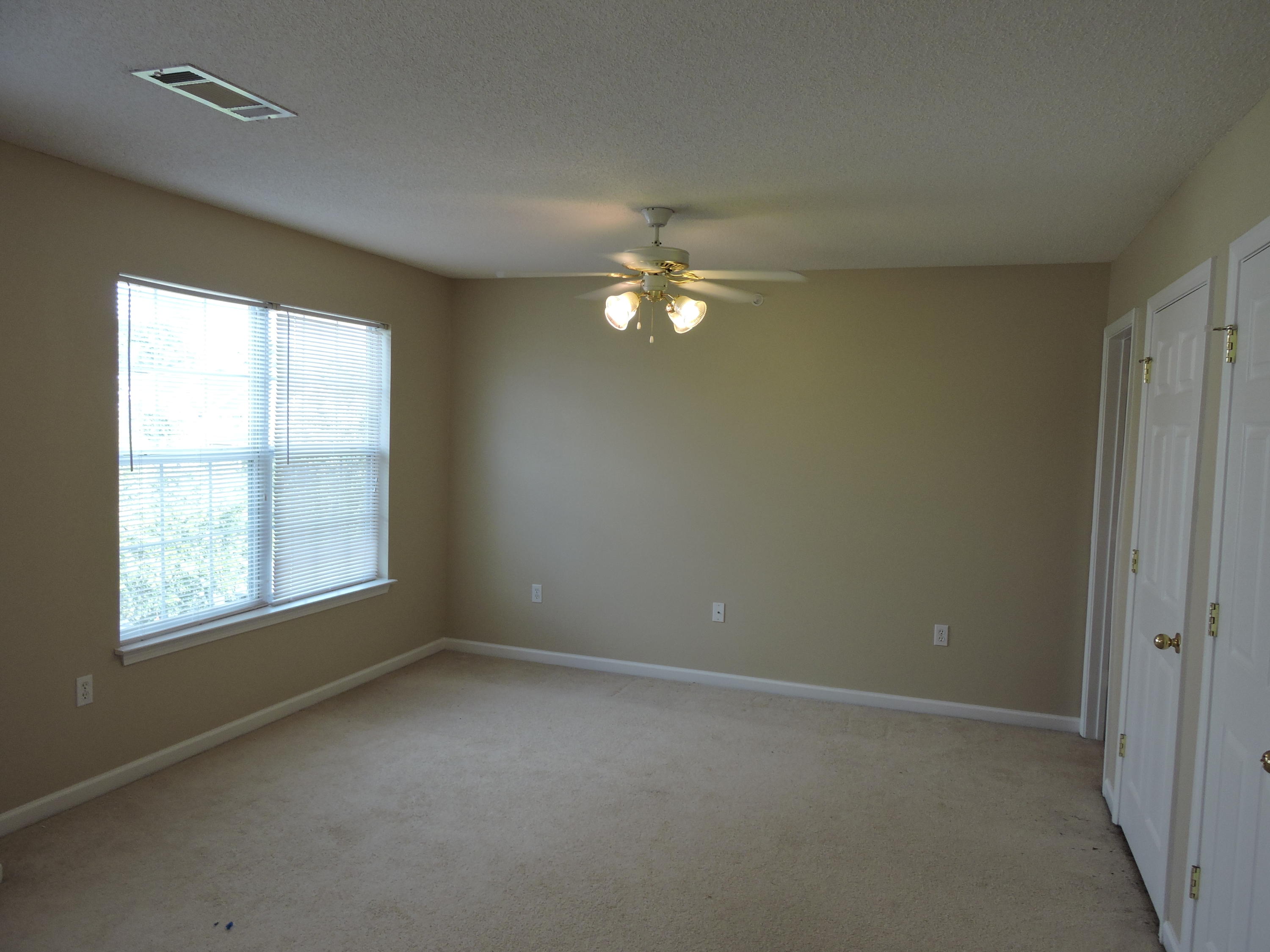 ROLLING PINES - Residential Lease