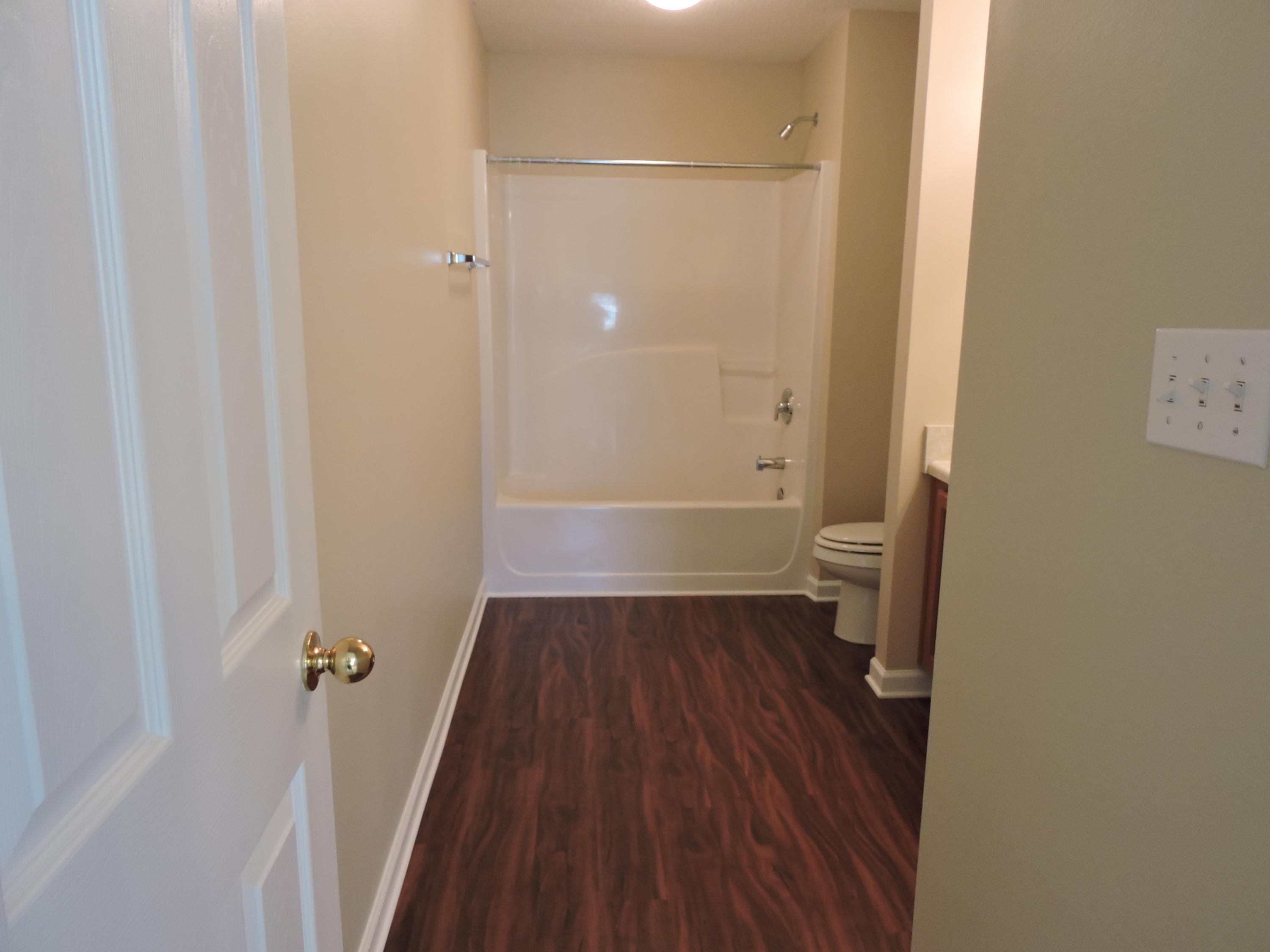 ROLLING PINES - Residential Lease