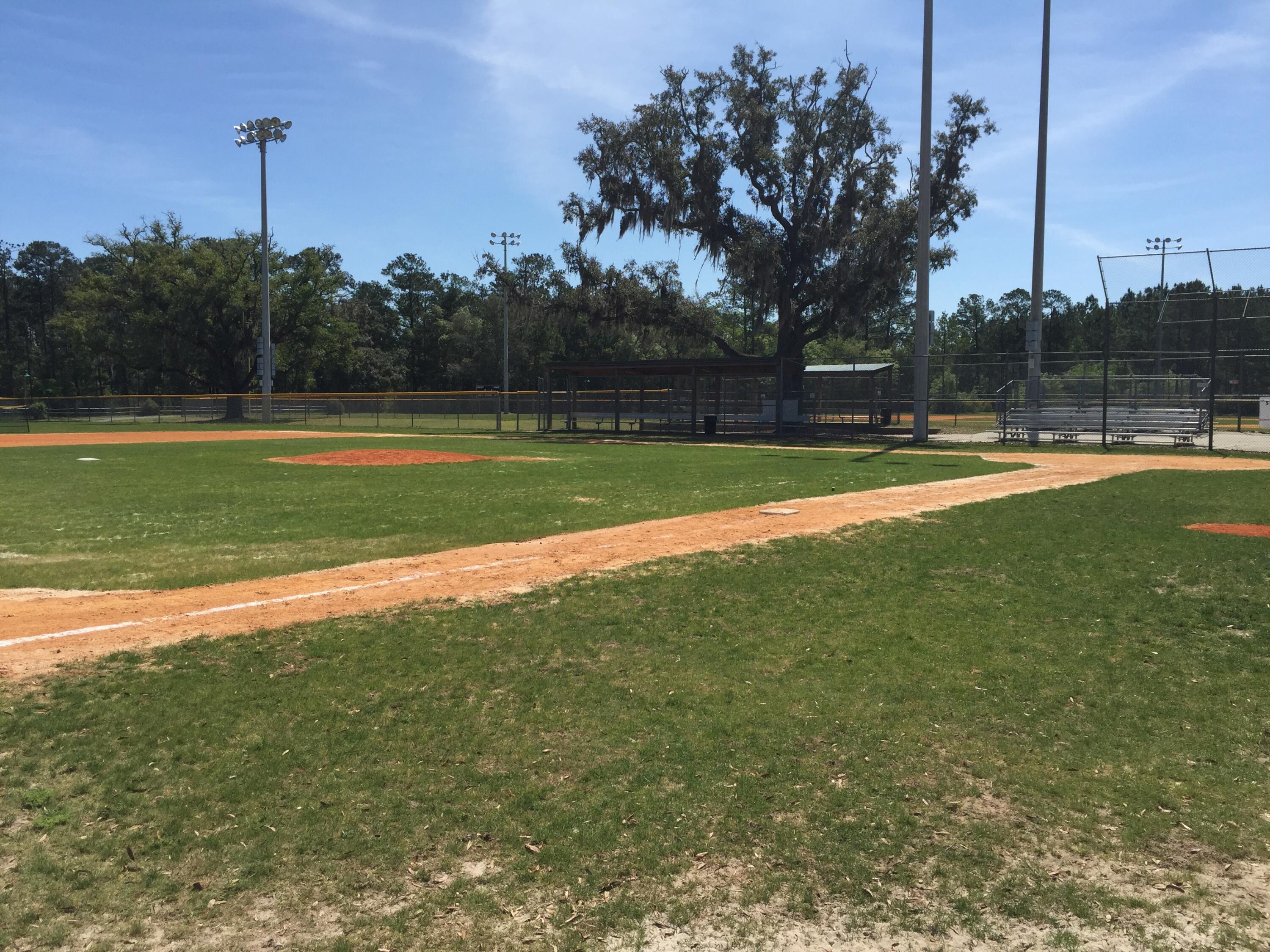 HAMMOCK BAY - FIREFLY - Residential Lease