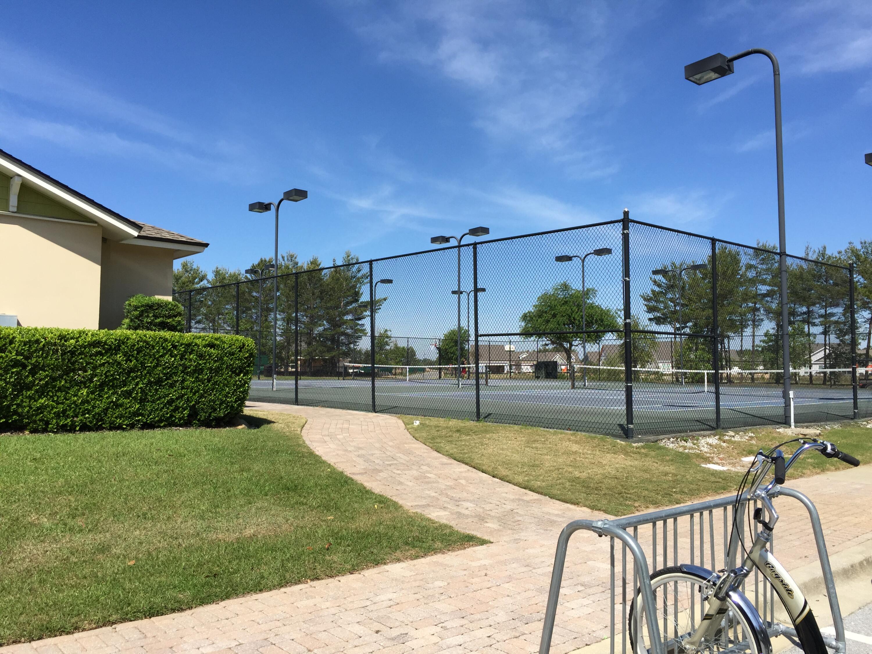 HAMMOCK BAY - FIREFLY - Residential Lease