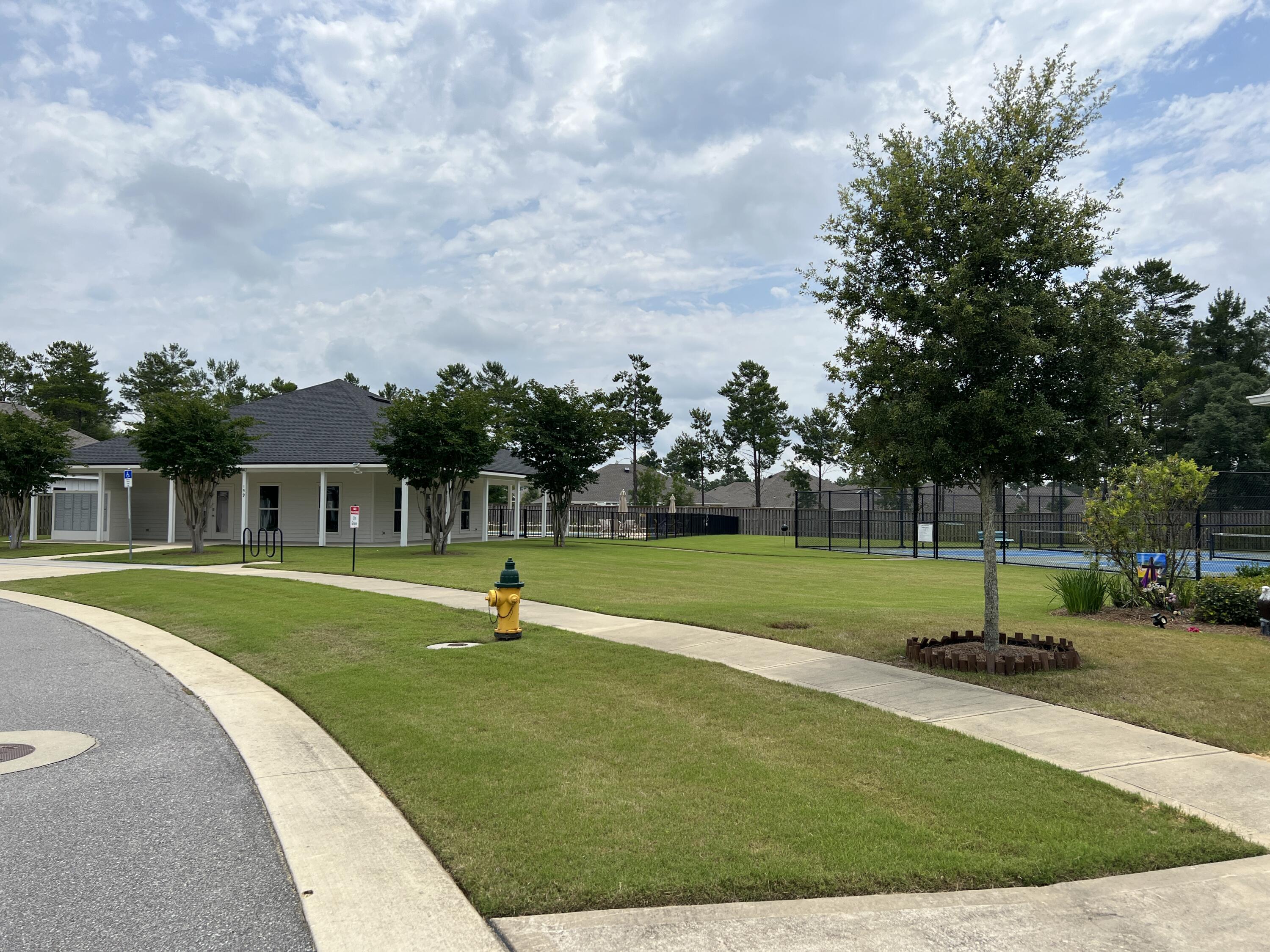HAMMOCK BAY - FIREFLY - Residential Lease