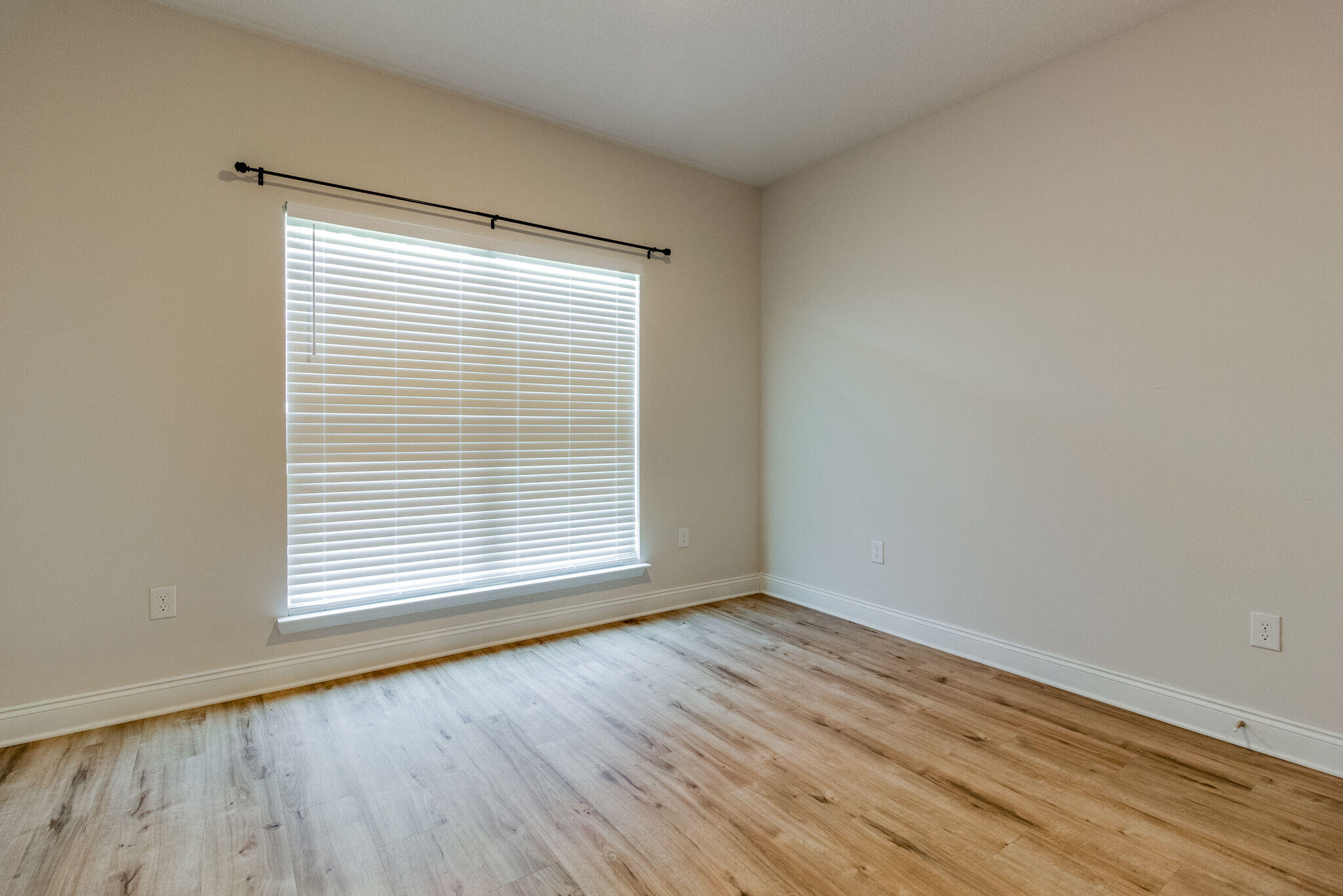 HAMMOCK BAY - FIREFLY - Residential Lease
