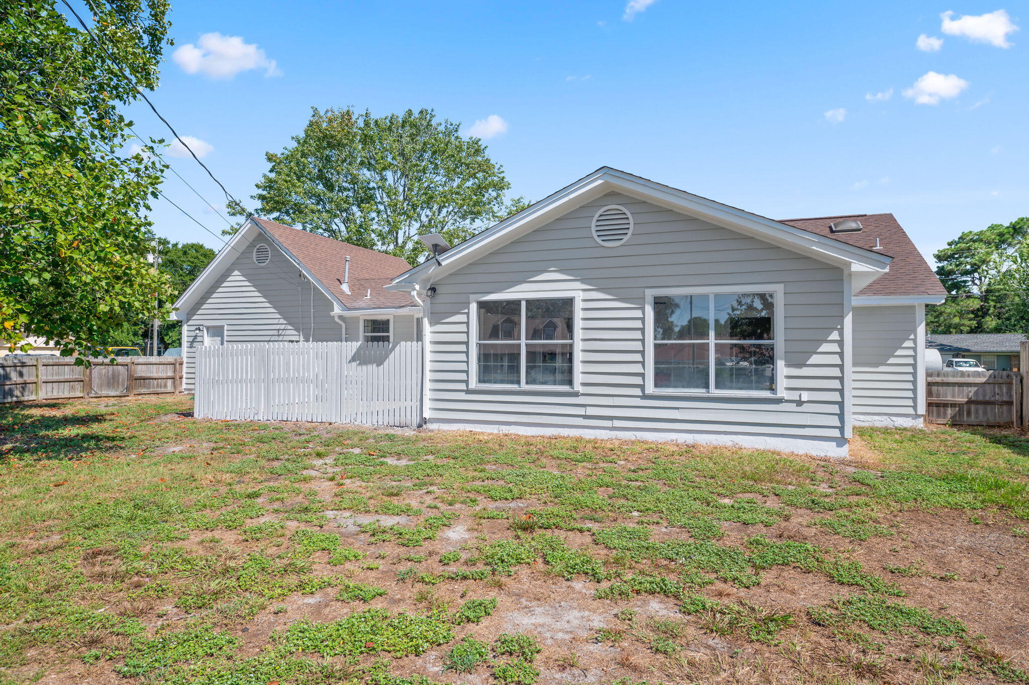 TIMBERLAKE ESTATES 1ST ADDN - Residential