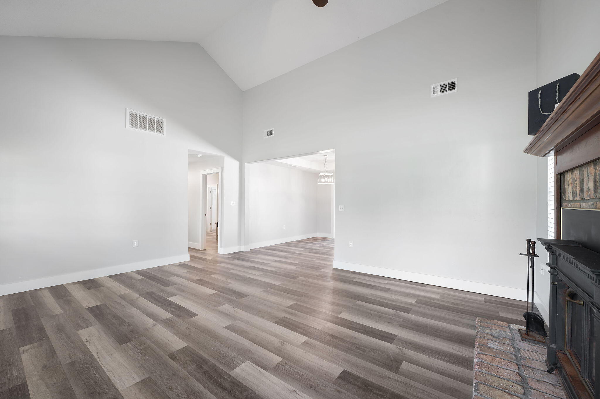 TIMBERLAKE ESTATES 1ST ADDN - Residential