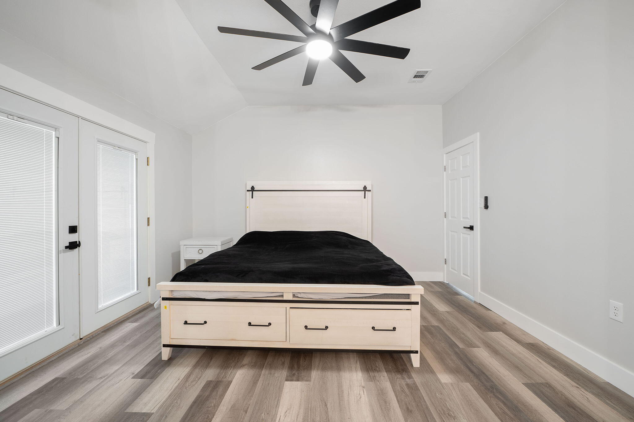 TIMBERLAKE ESTATES 1ST ADDN - Residential