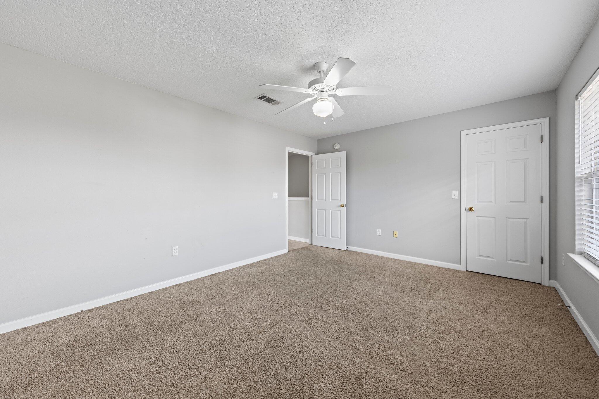 Miranda Apartments - Residential Lease