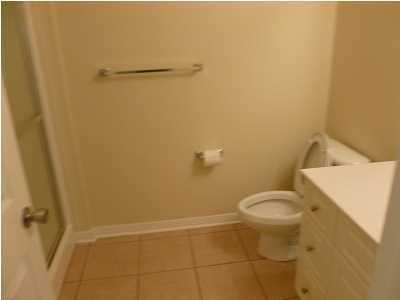 THE OAKS AT NICEVILLE - Residential