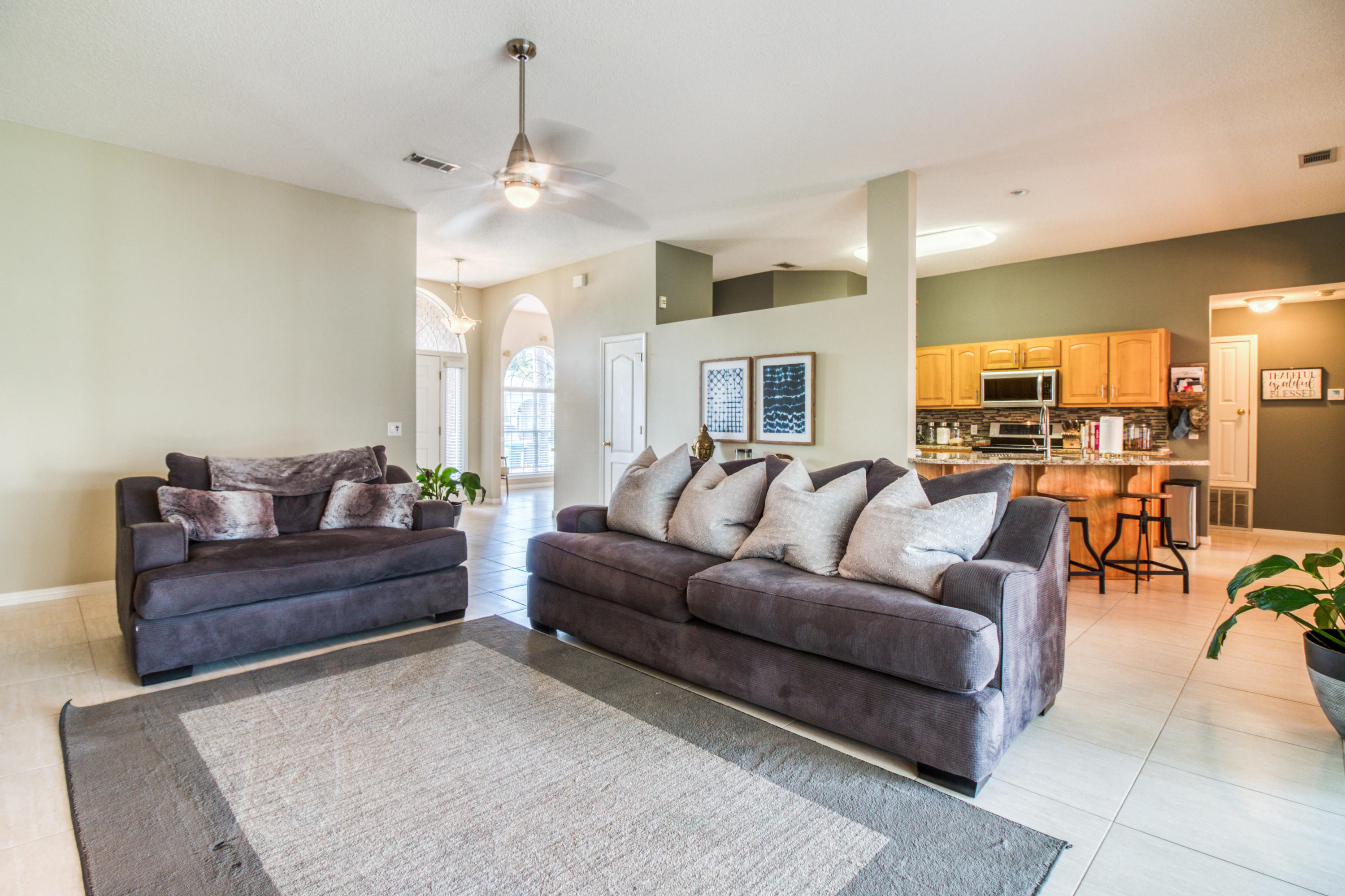 VILLA VIZCAYA - Residential Lease