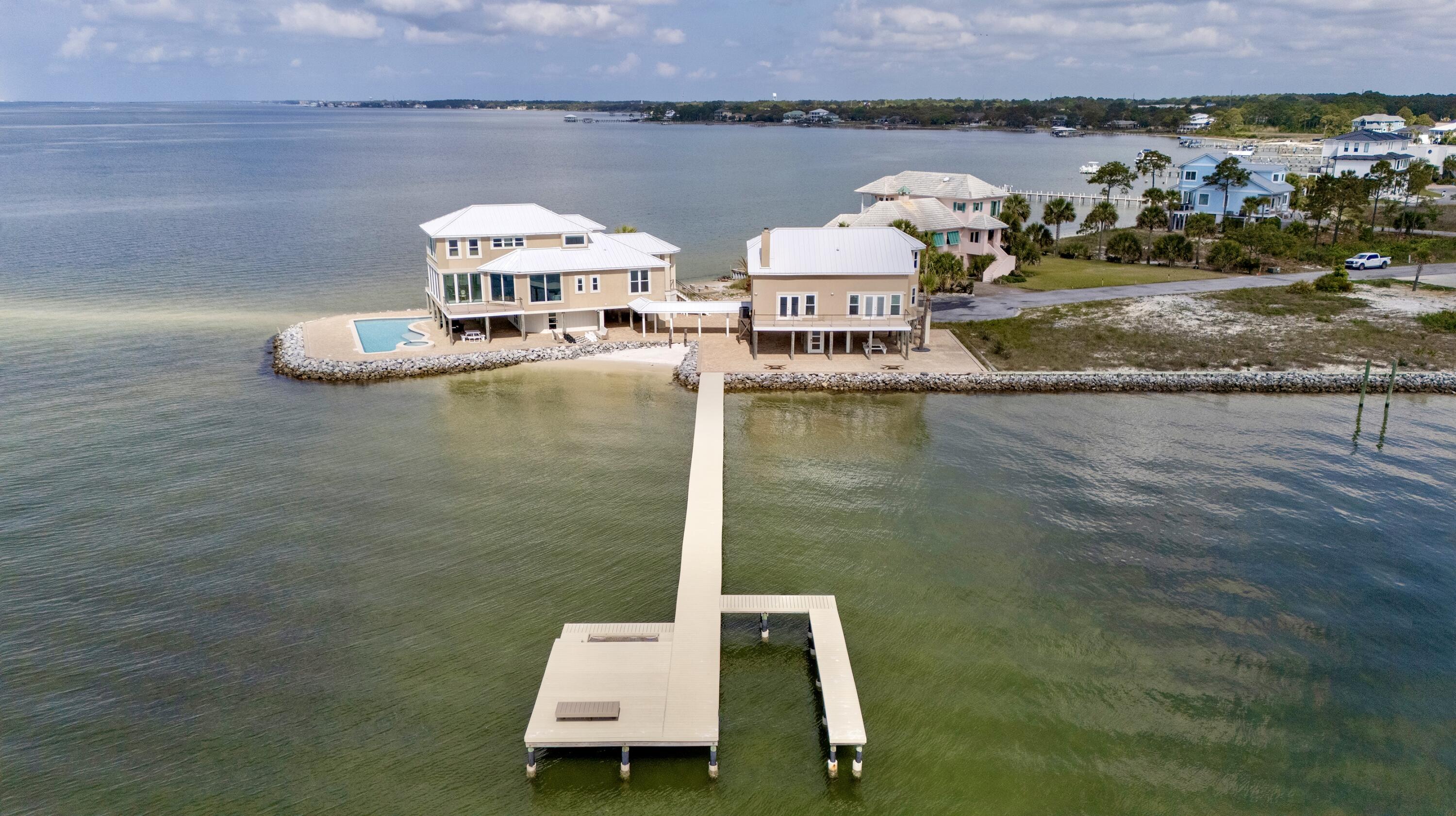 SANDY POINTE - Residential